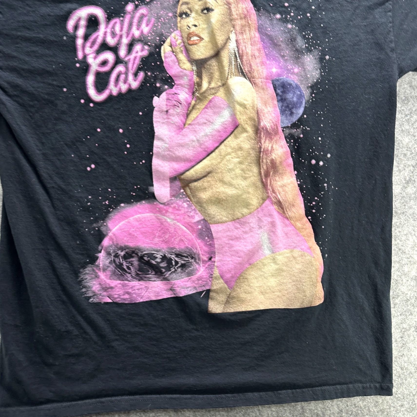 Vintage Doja Cat Shirt Mens Extra Large Black Pink Graphic Concert Tour Music Tee Size US XL / EU 56 / 4 - 3 Thumbnail