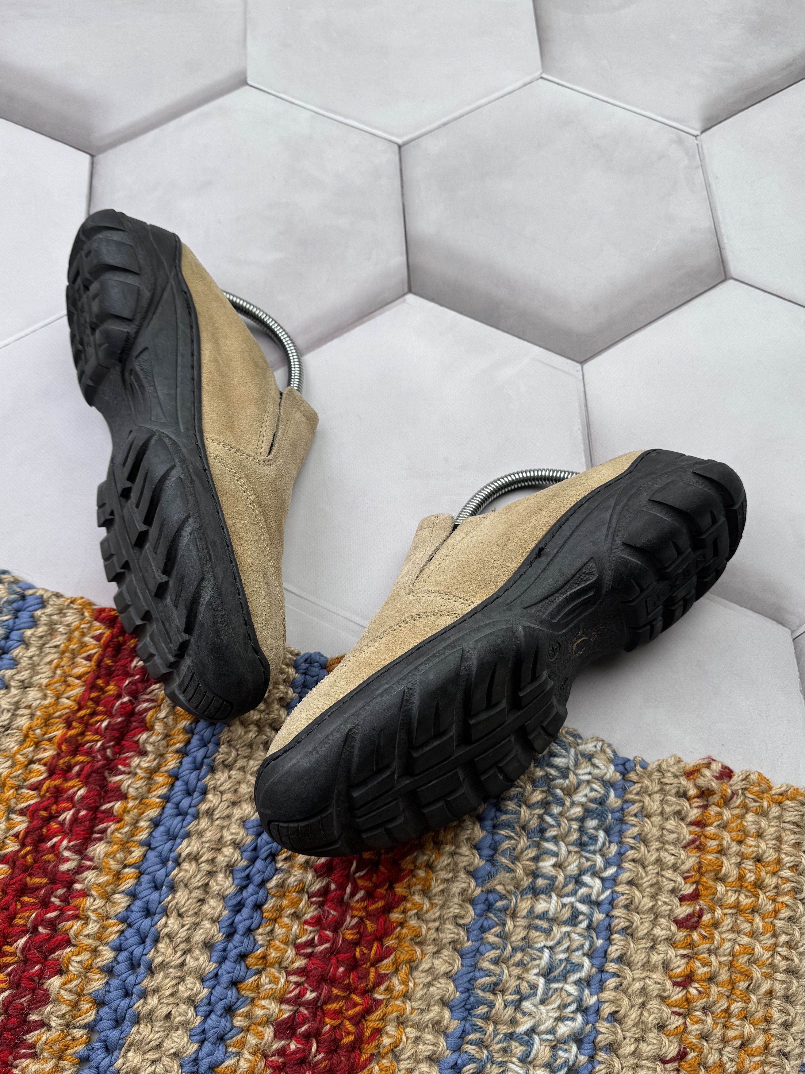 Japanese Brand Vintage Suede Mules (E4) Size US 9 / EU 42 - 4 Thumbnail