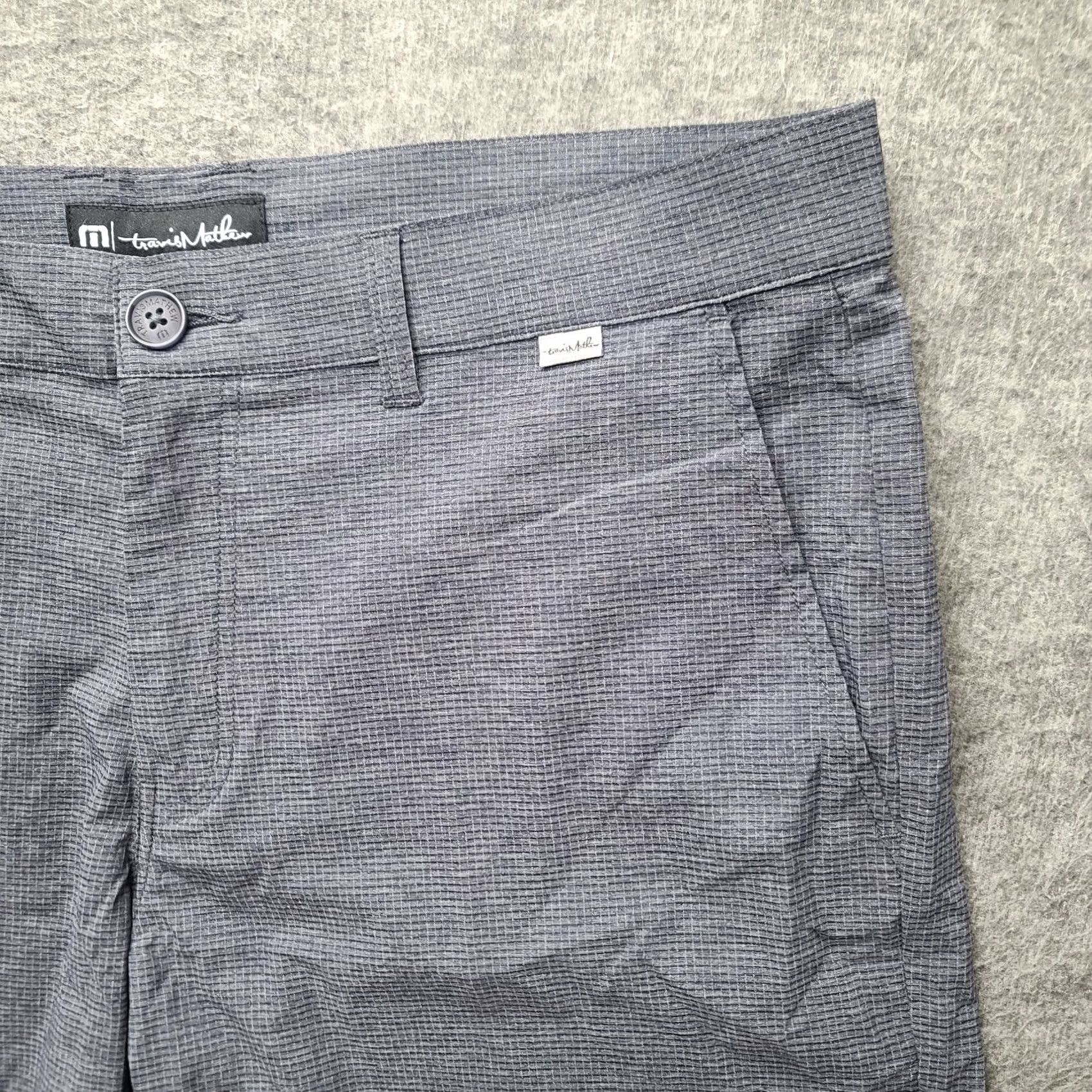 TravisMathew Travis Mathew Shorts Mens 34 Regular Fit Beckladd Stretch Golf Performance Geometric Twill Chino Moisture Wicking Quick Dry Pockets Gray Size US 34 / EU 50 - 7 Thumbnail