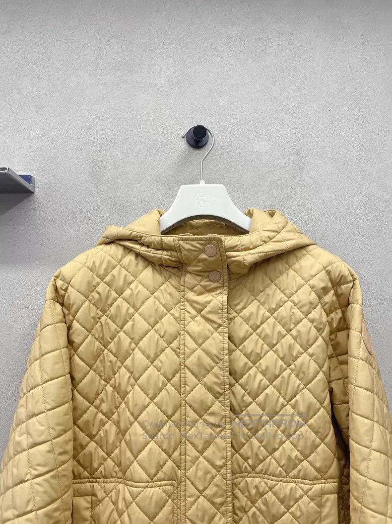 Hermes Hermes Solid Color, Zipper Closure, Diamond Quilted, 100% Size XS / US 0-2 / IT 36-38 - 4 Thumbnail