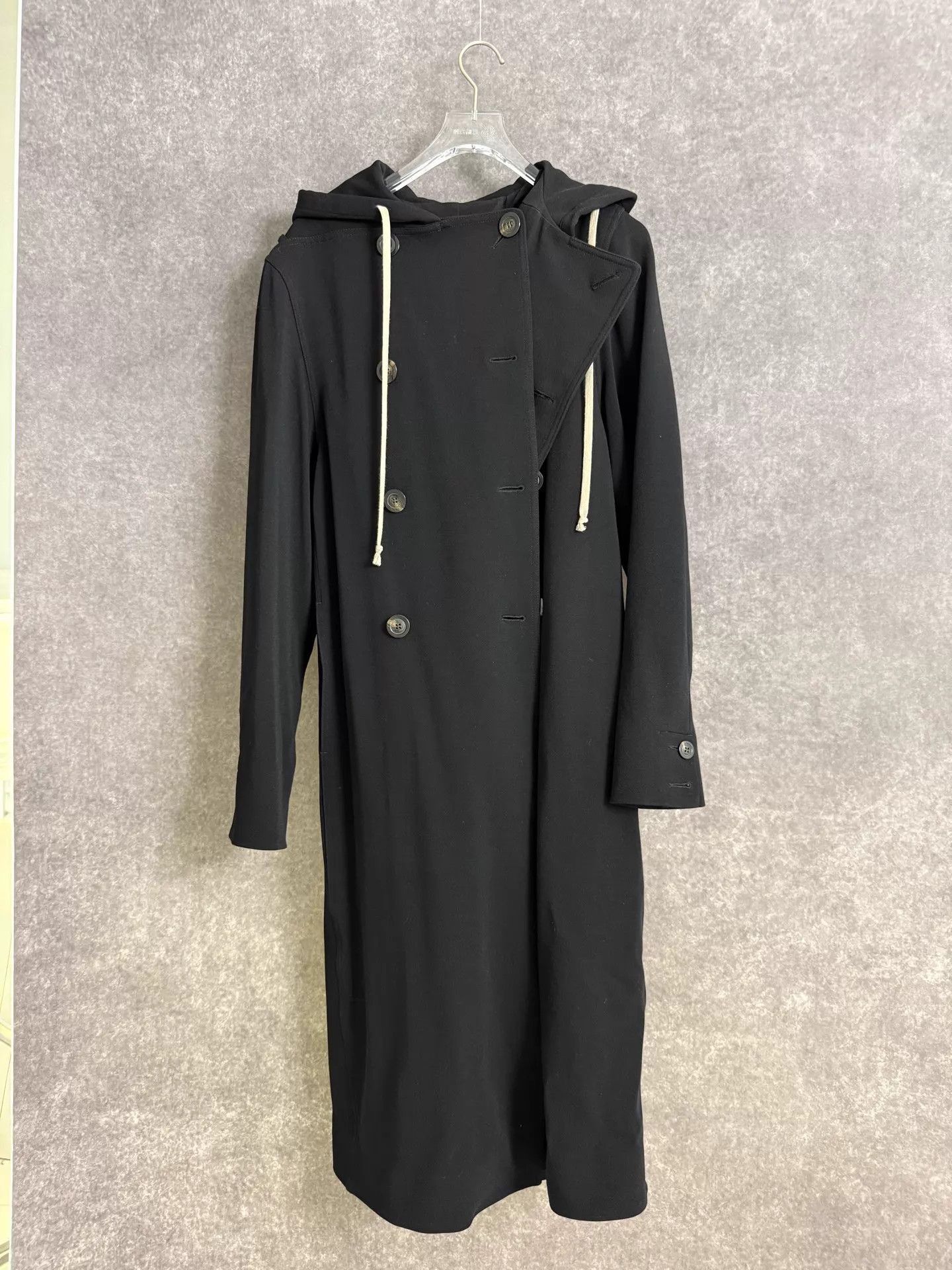 Rick Owens Black Long Hooded Coat with Button Closure Size US S / EU 44-46 / 1 - 1 Thumbnail