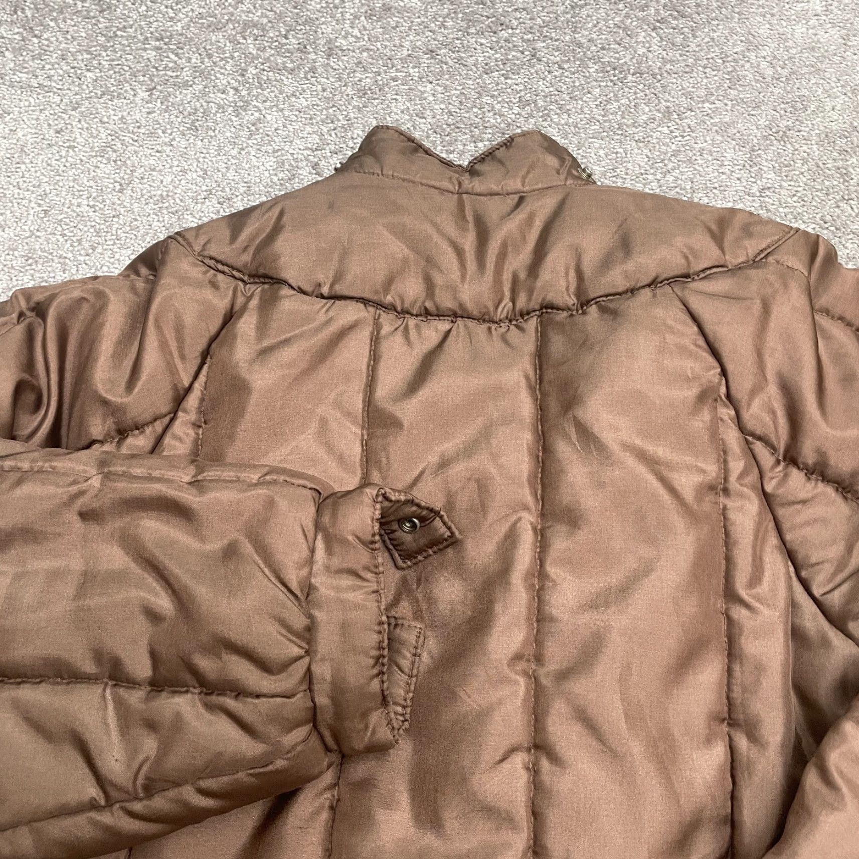 London Fog VINTAGE? No, but London Fog Quilted Puffer Jacket Womens 7/8 Reg Choco Brown Snap Button Outdoor Size M / US 6-8 / IT 42-44 - 4 Thumbnail