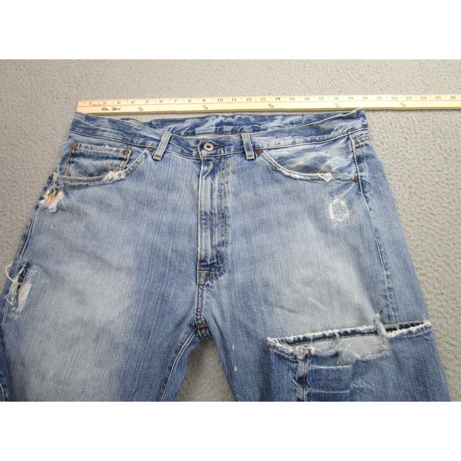 Polo Ralph Lauren VINTAGE Polo Ralph Lauren Jeans Mens 38x30 Light Blue Distressed Paint Repair Straight Relaxed Size US M / EU 48-50 / 2 - 4 Thumbnail