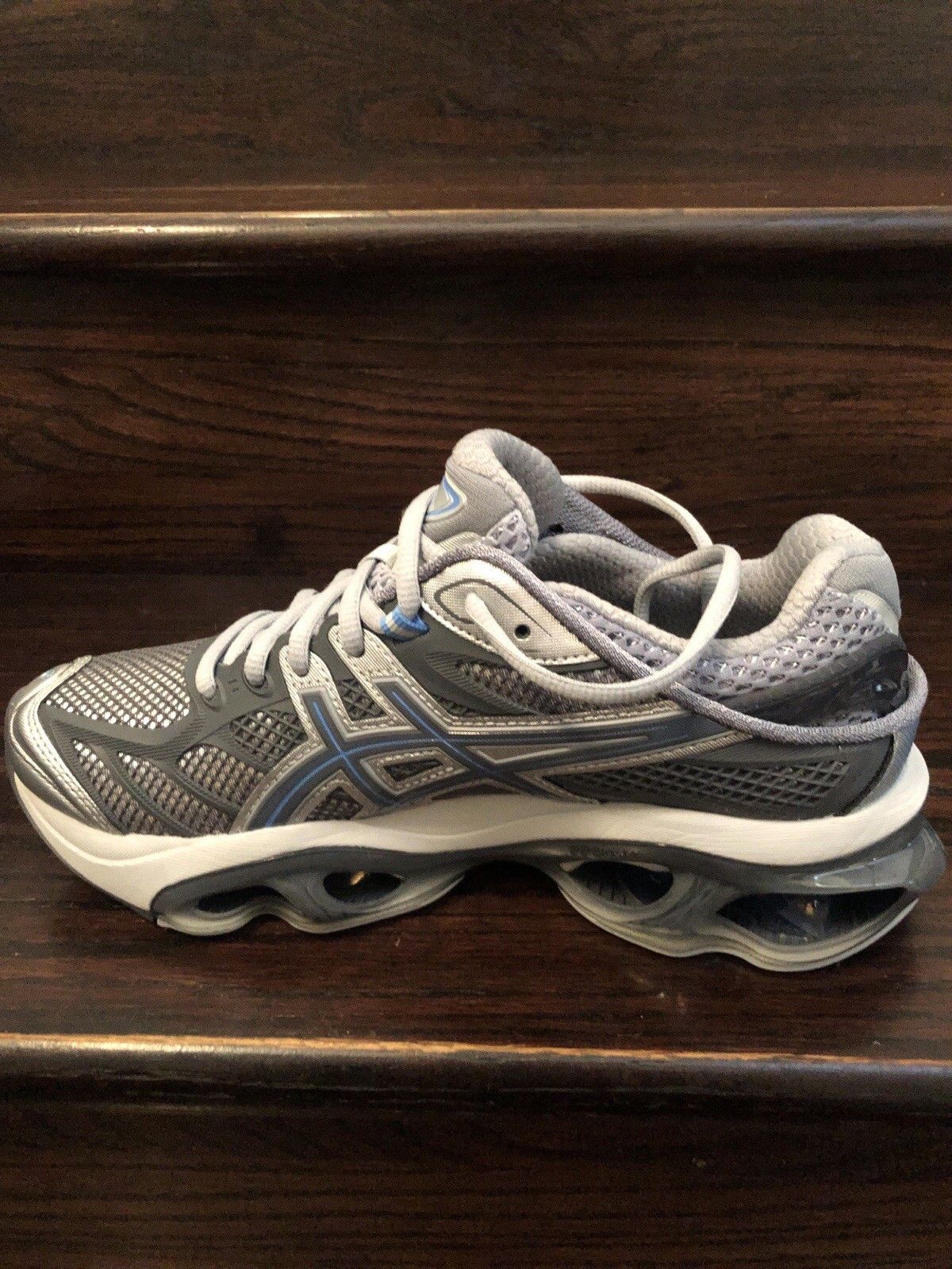 Asics GEL-Kinetic 2.0 Grey Men’s Size 6.5 SS26 UNRELEASED Size US 6.5 / EU 39-40 - 8 Thumbnail