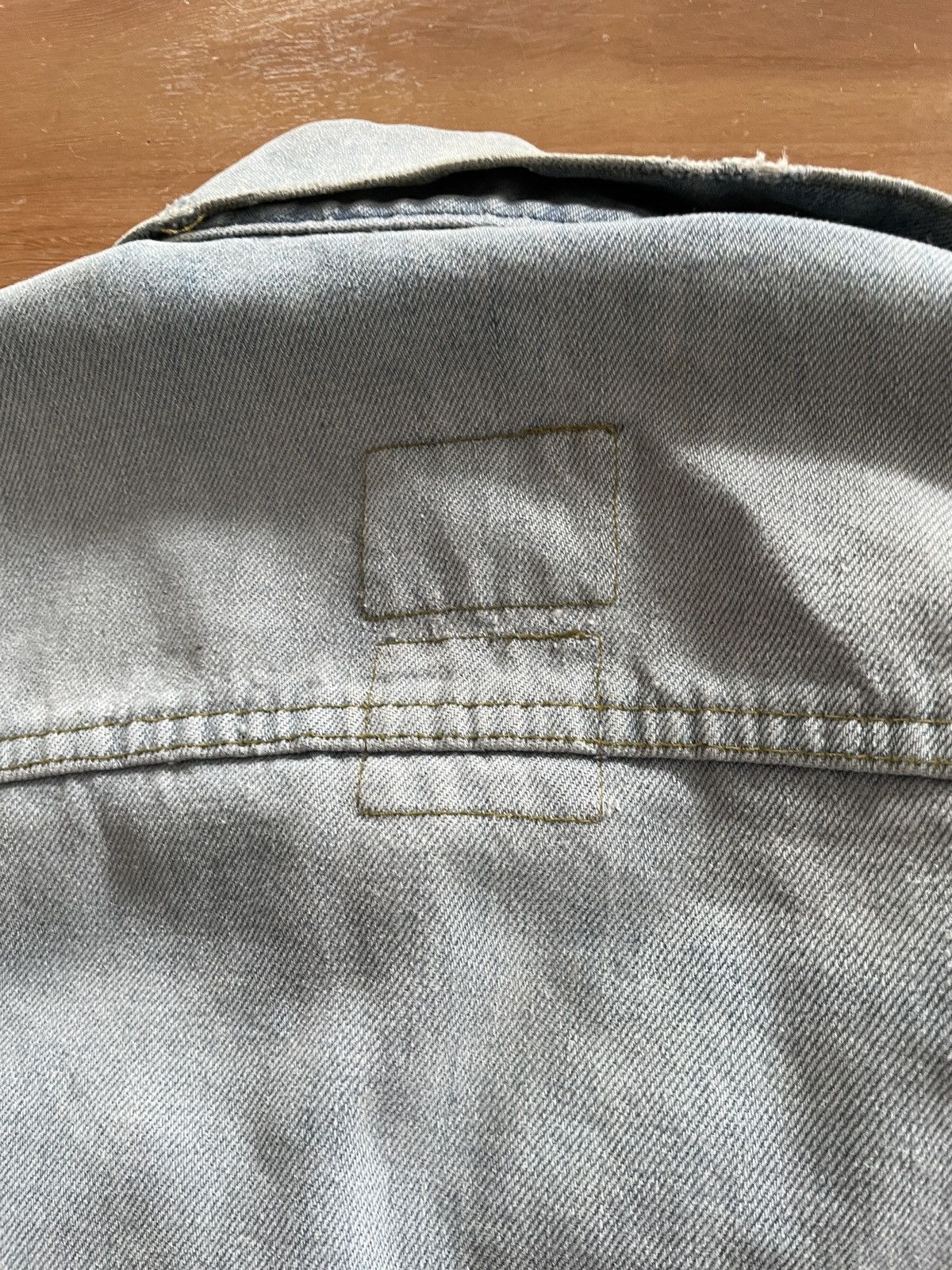 Helmut Lang Helmut Lang 1999 Type 3 Denim Trucker Jacket Size US M / EU 48-50 / 2 - 11 Thumbnail