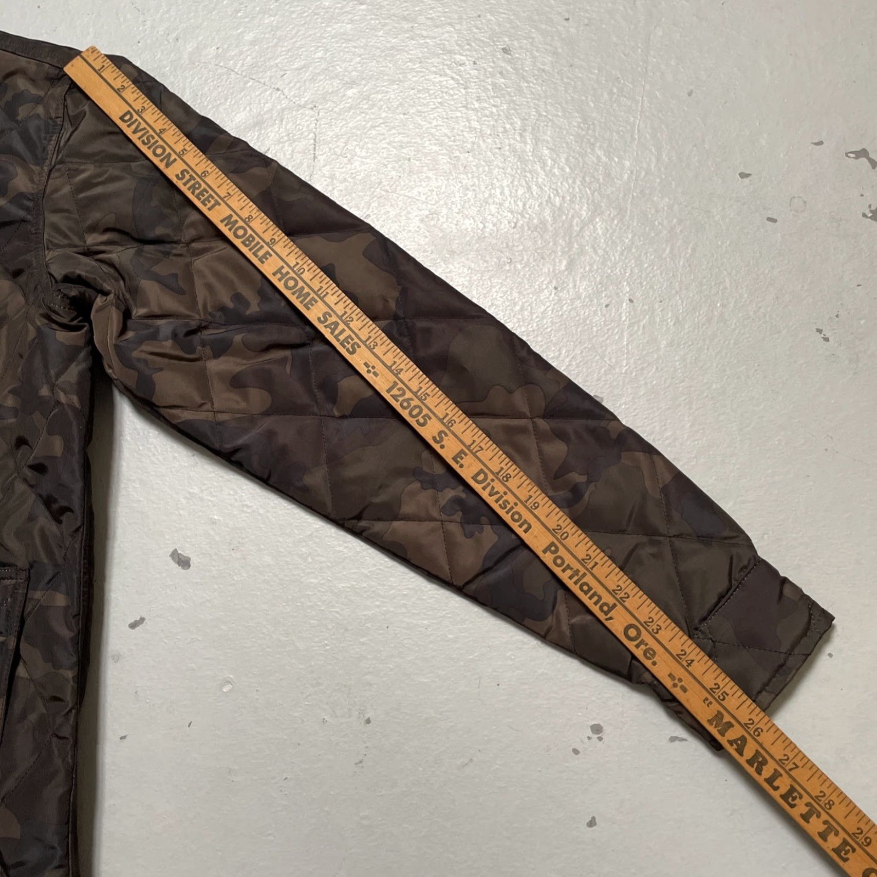 Schott Schott Down-Filled Quilted Insulated Shirt-Jacket Camouflage S Multicolor Quilted Down Jacket Shirt-Jacket Mens Womens Unisex Adults 9122D Size US S / EU 44-46 / 1 - 6 Thumbnail