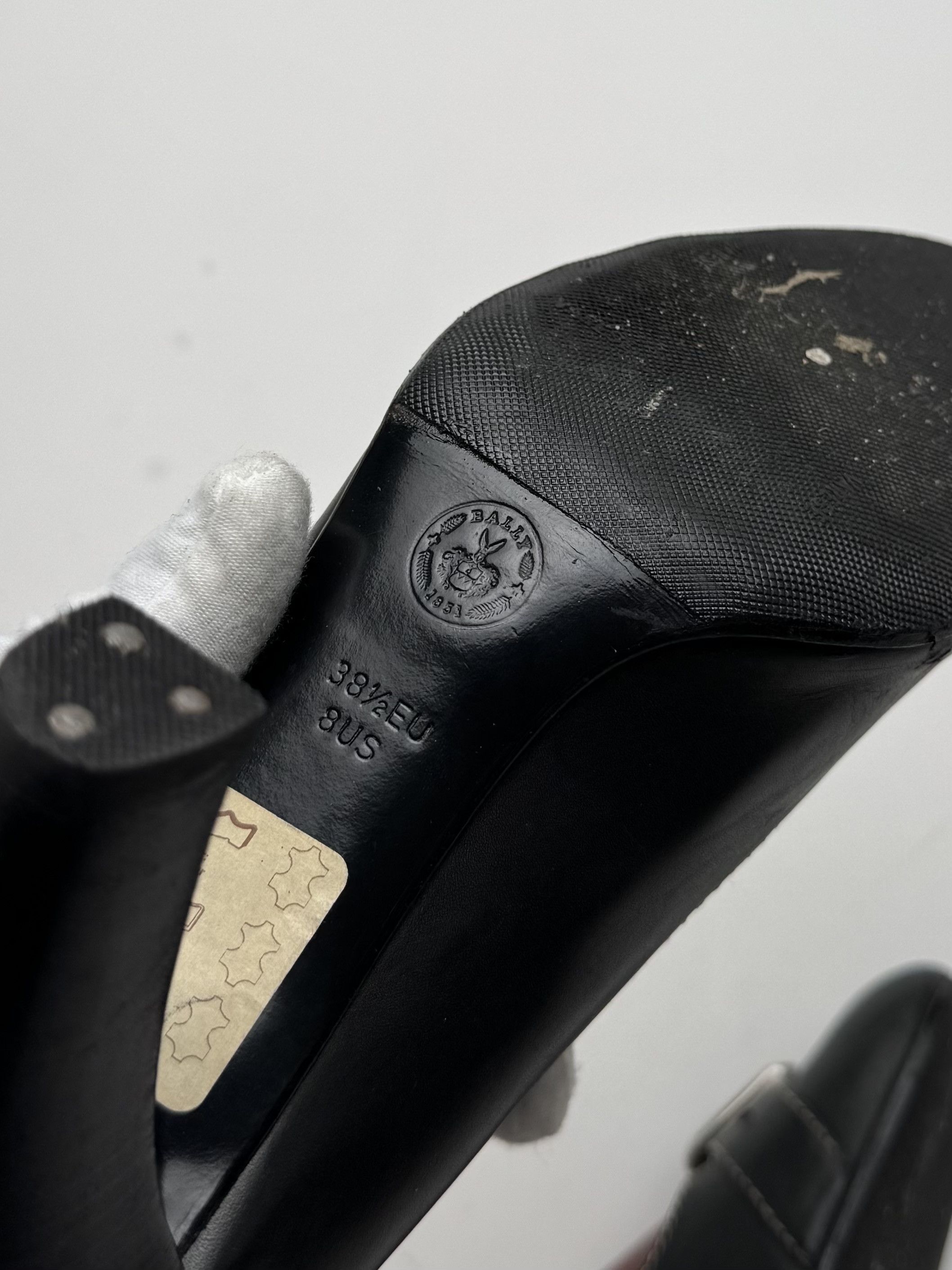 Bally Bally Vintage Leather Pumps Buckle Detail High Heel E2 Size US 8 / IT 38 - 8 Thumbnail
