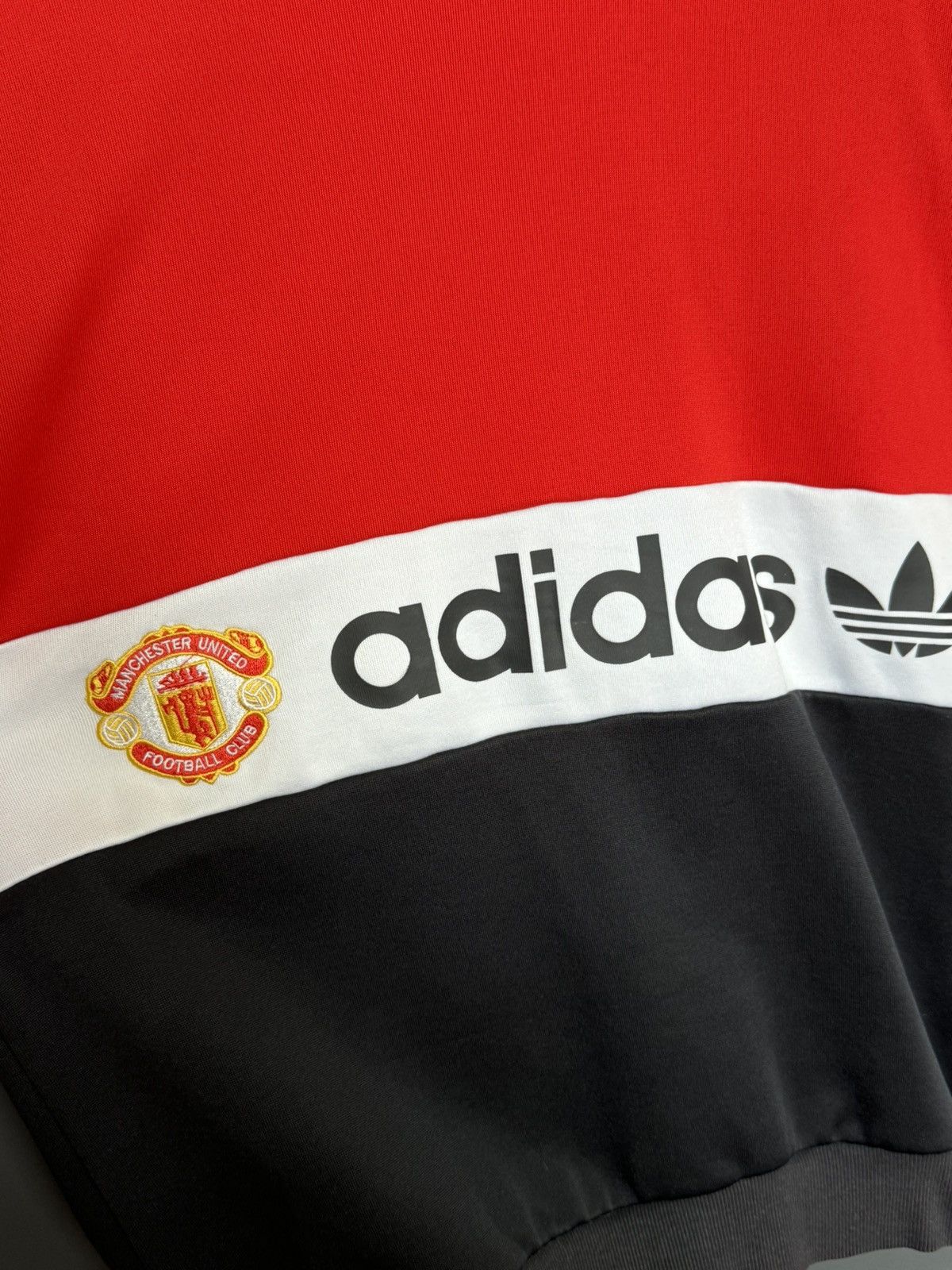Adidas Manchester United Training Football Sweatshirt Size US M / EU 48-50 / 2 - 3 Thumbnail