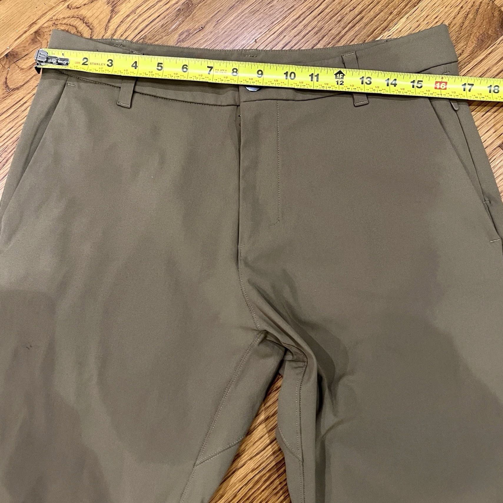 Lululemon VINTAGE Lululemon Golf Pants Men’s 32x28 Slim Chino Artifact Performance Warpstreme Size US 32 / EU 48 - 4 Thumbnail
