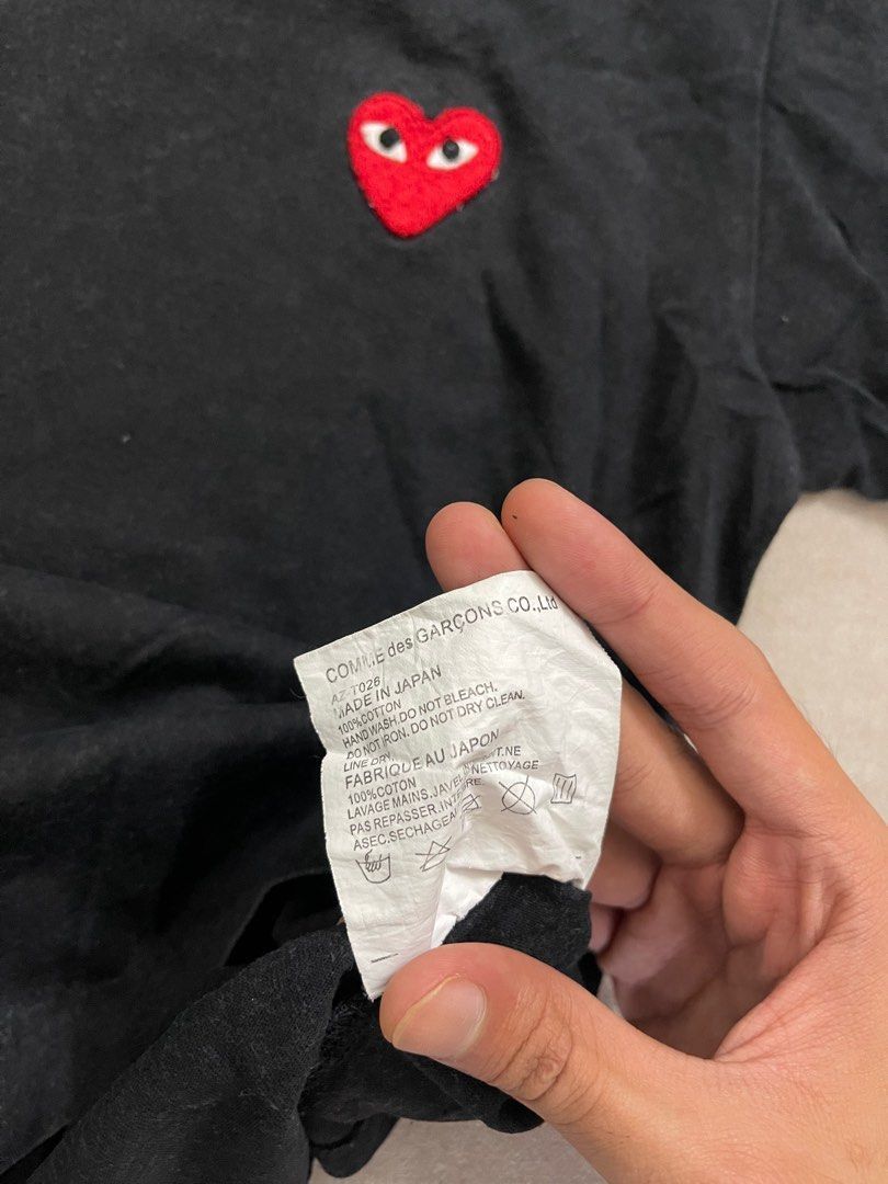 Comme des Garcons Authentic Comme des Garçons Play Heart Logo Tee. Size US XS / EU 42 / 0 - 3 Thumbnail