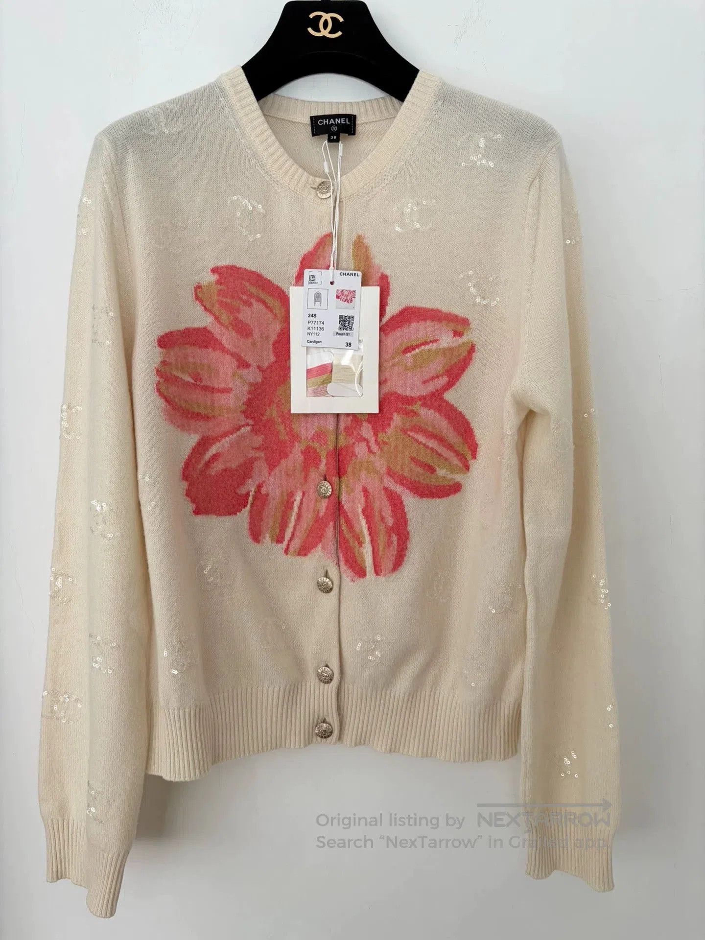 Chanel Chanel 24S Camellia Sequin Cashmere Cardigan. Size US S / EU 44-46 / 1 - 1 Thumbnail