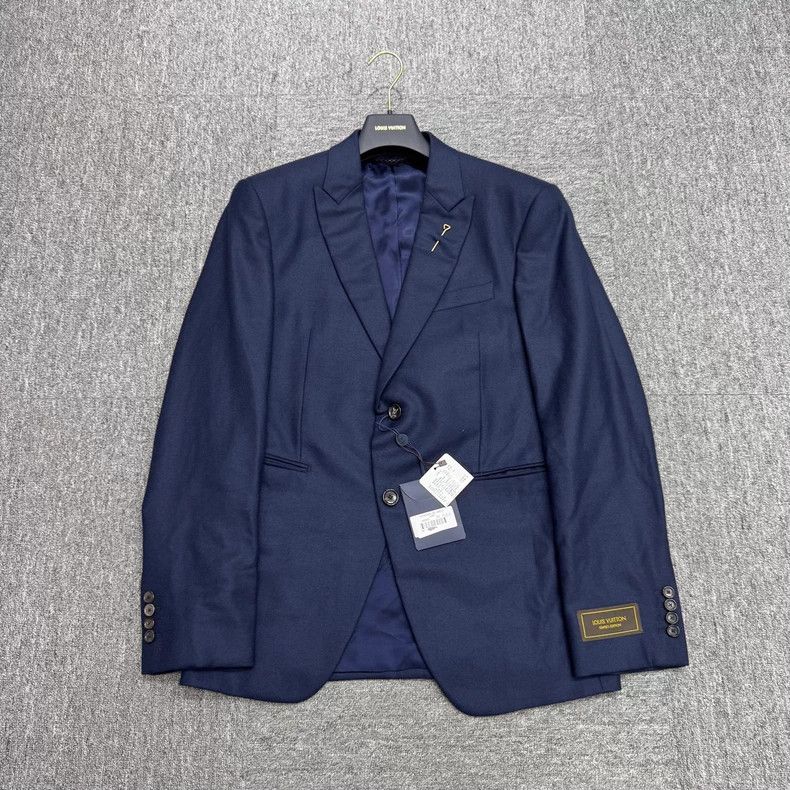 Louis Vuitton Pin cashmere blazer jacket
