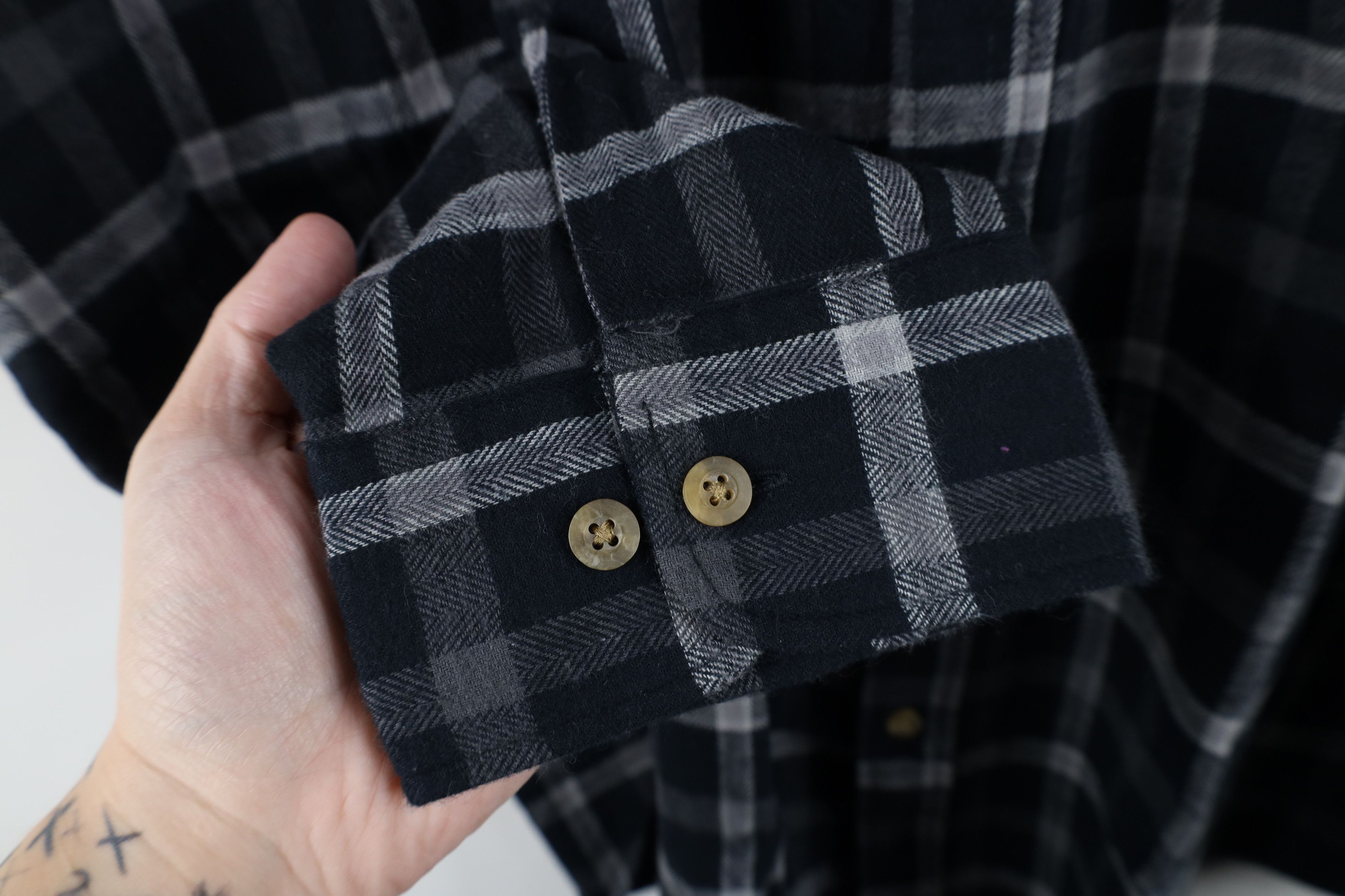 Vintage Deadstock Vintage Y2K Streetwear Flannel Button Down Shirt Size US XL / EU 56 / 4 - 7 Thumbnail