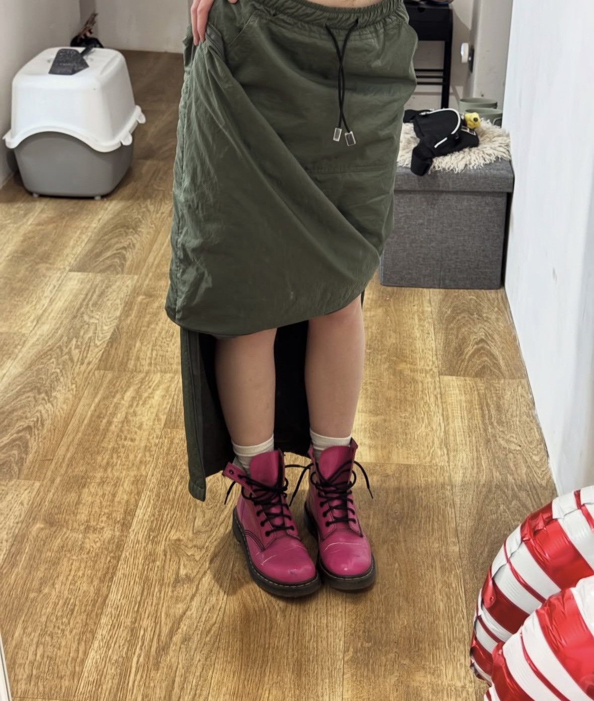 Dr. Martens VINTAGE DR. MARTENS PINK RAIN BOOTS Size US 7 / IT 37 - 2 Thumbnail