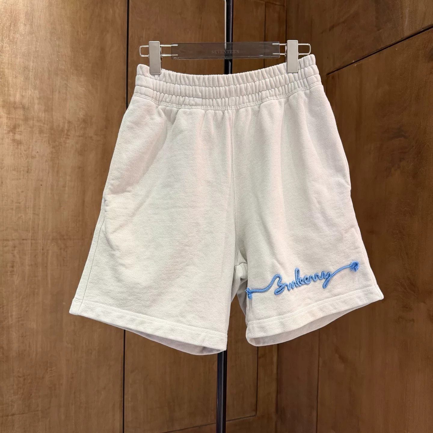 Burberry Burberry Retro Embroidered White Casual Pants M Men Size US 32 / EU 48 - 1 Thumbnail