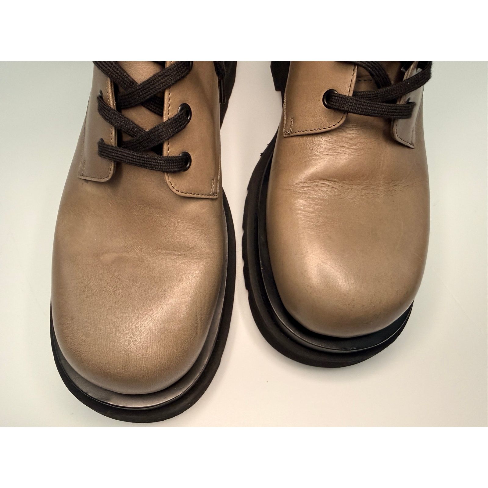 Bottega Veneta Bottega Veneta Lug Ankle Boots Asphalt EU 44 US 11 Size US 11 / EU 44 - 3 Thumbnail