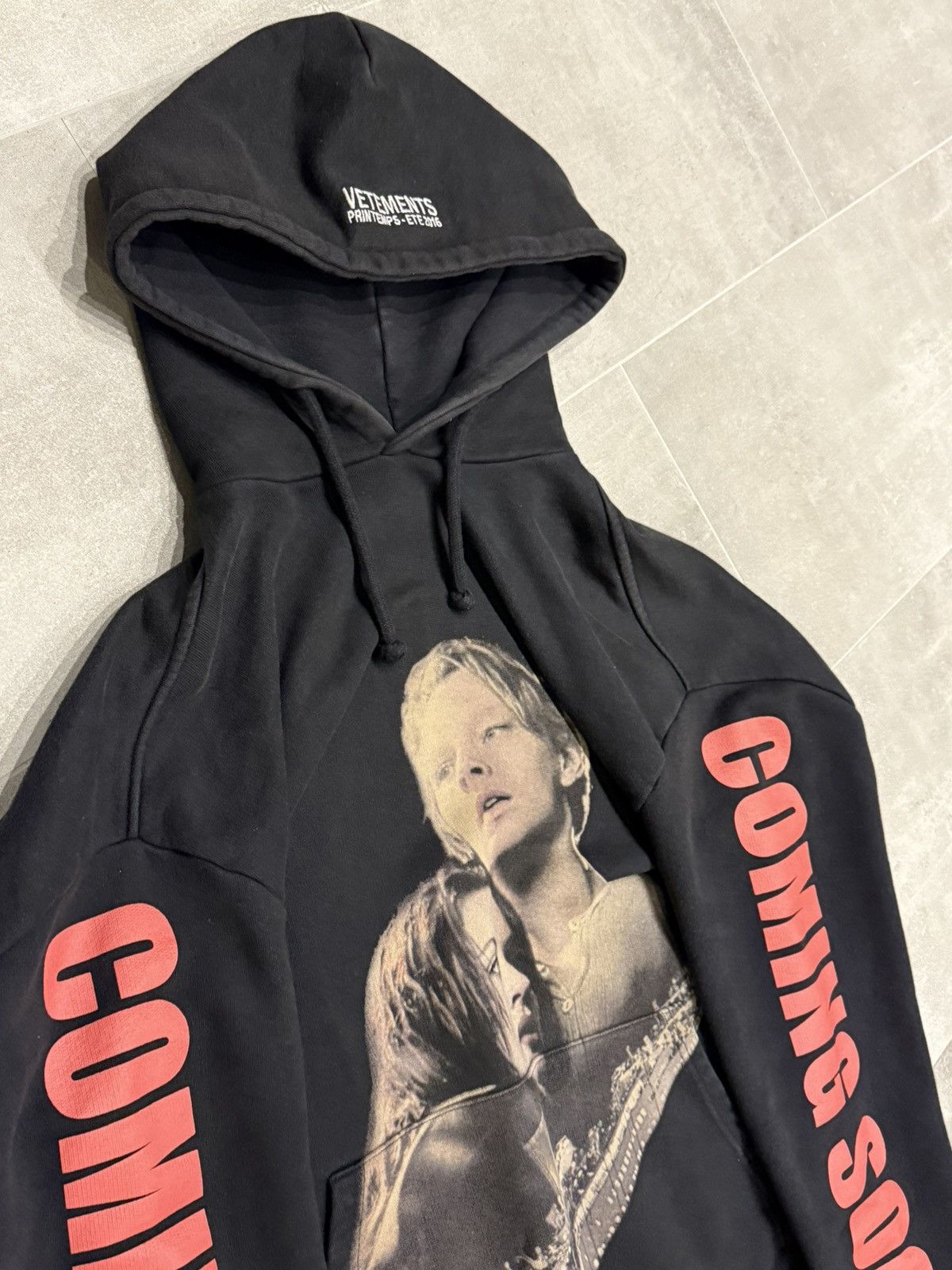 Vetements Vetements Titanic Hoodie Size US M / EU 48-50 / 2 - 2 Thumbnail