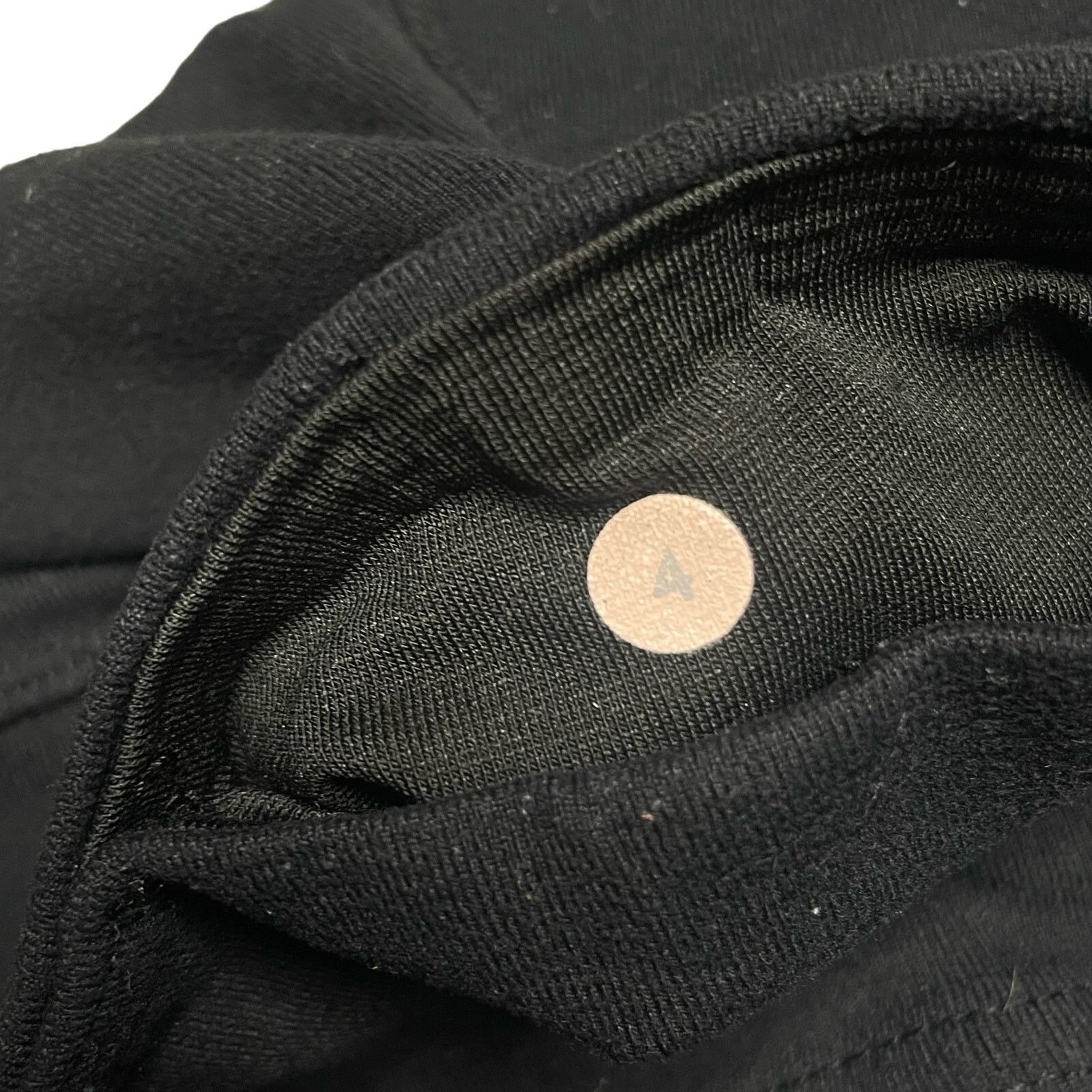 Lululemon Lululemon Black Leggings Size 27" / US 4 / IT 40 - 5 Thumbnail