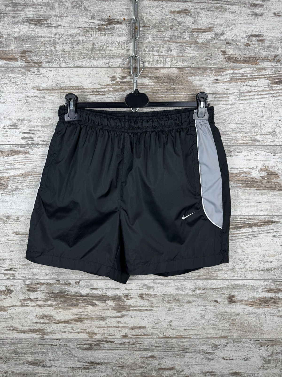 Nike × Vintage Mens Vintage Nike black swoosh nylon shorts drill acg rare Size US 32 / EU 48 - 1 Thumbnail