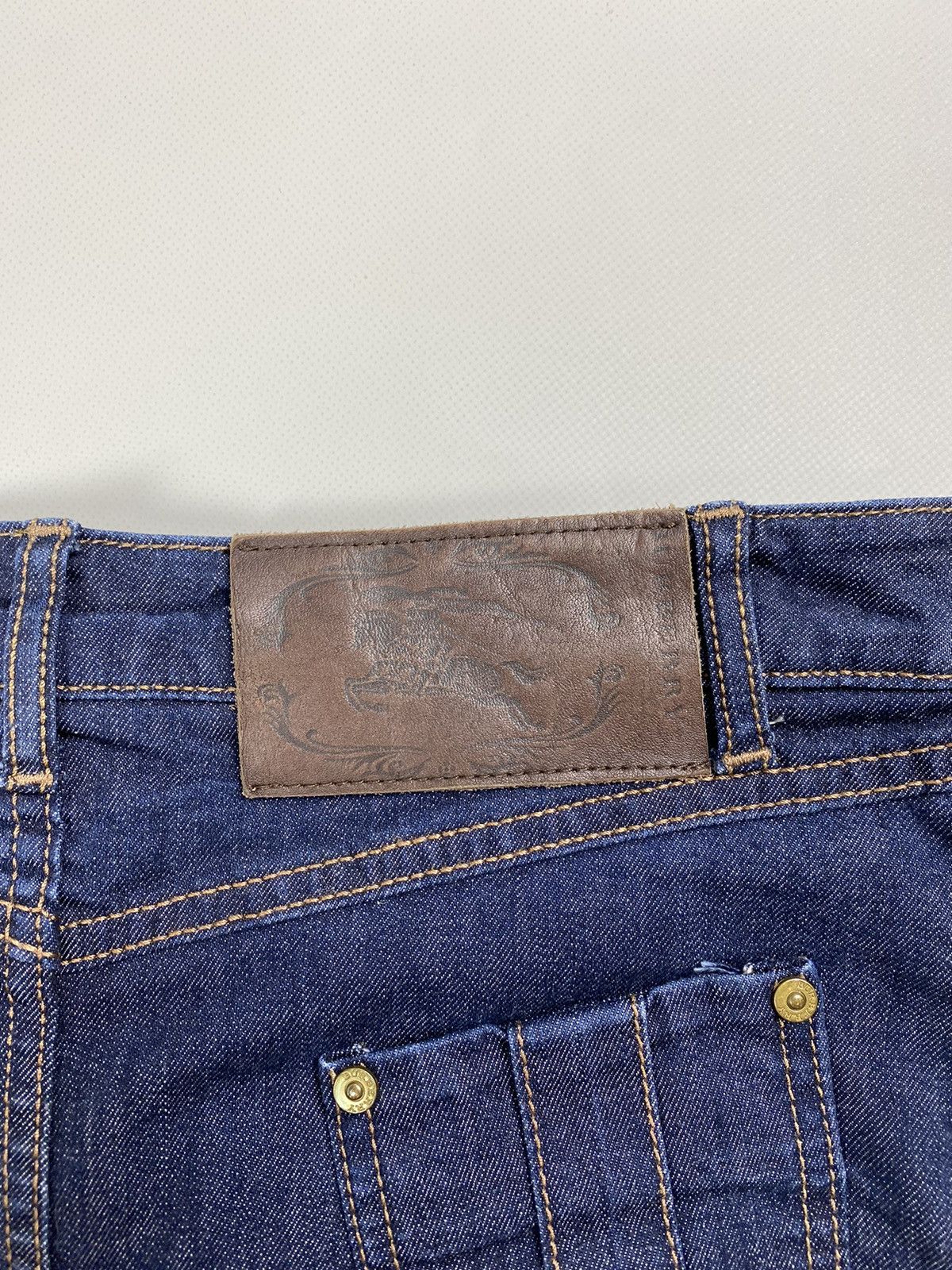 Burberry × Vintage Y2K Burberry ladies denim skirt size US 4 IT 38 Size 27" / US 4 / IT 40 - 23 Thumbnail