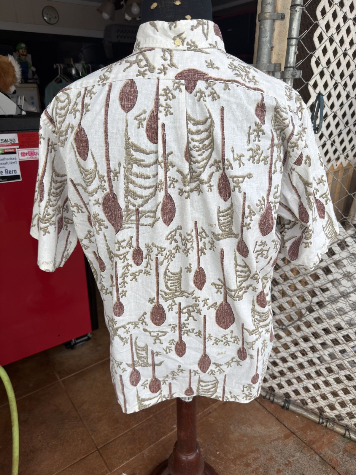 Reyn Spooner Reyn Spooner Hawaiian Print Beige/Brown Pullover Men's L Size US L / EU 52-54 / 3 - 4 Thumbnail