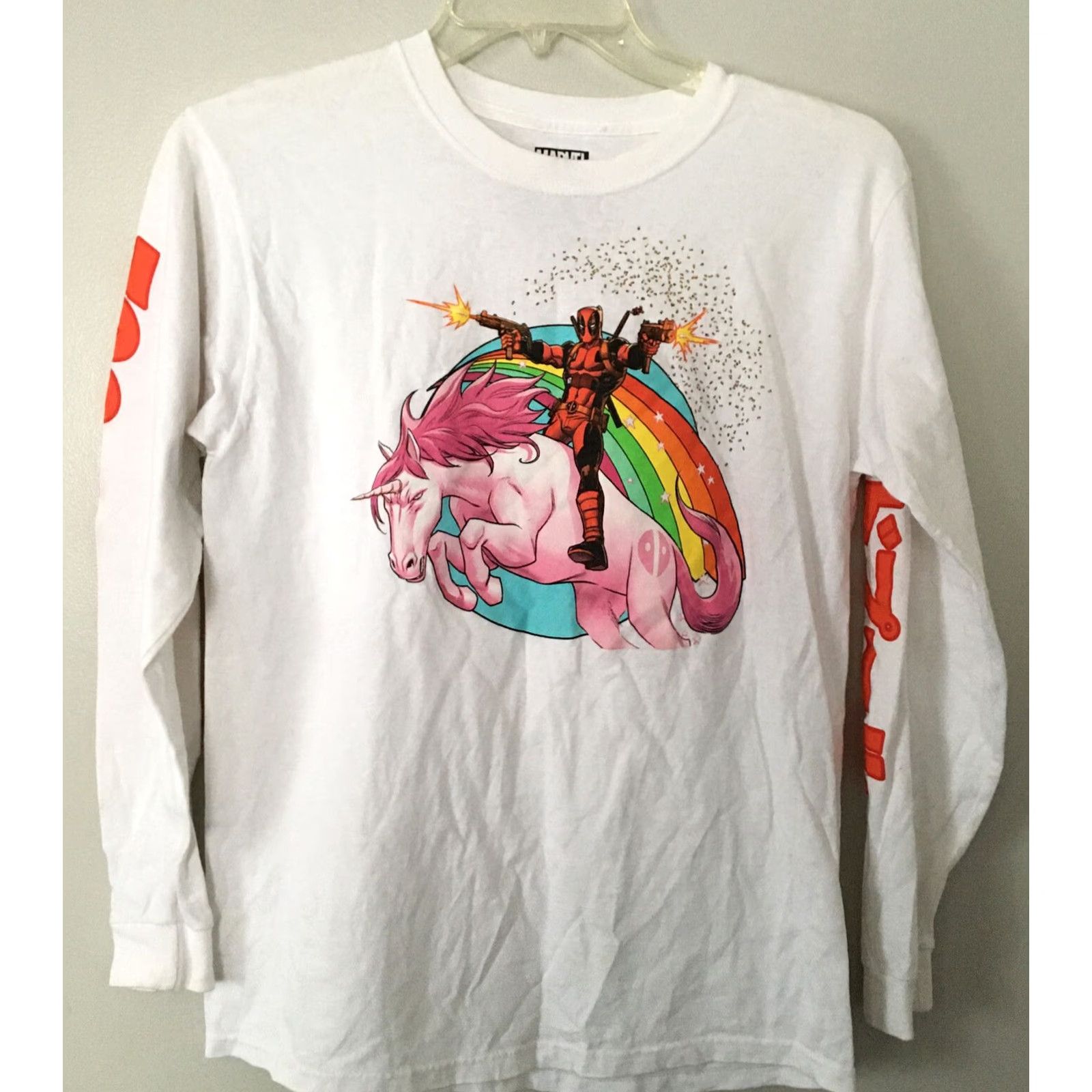 Vintage MARVEL Deadpool RIDING A PINK UNICORN RAINBOW LONG SLEEVE T-SHIRT M White Crew Neck Cotton Unisex Adults Regular Tee Boys Girls Men Women Size US M / EU 48-50 / 2 - 2 Thumbnail