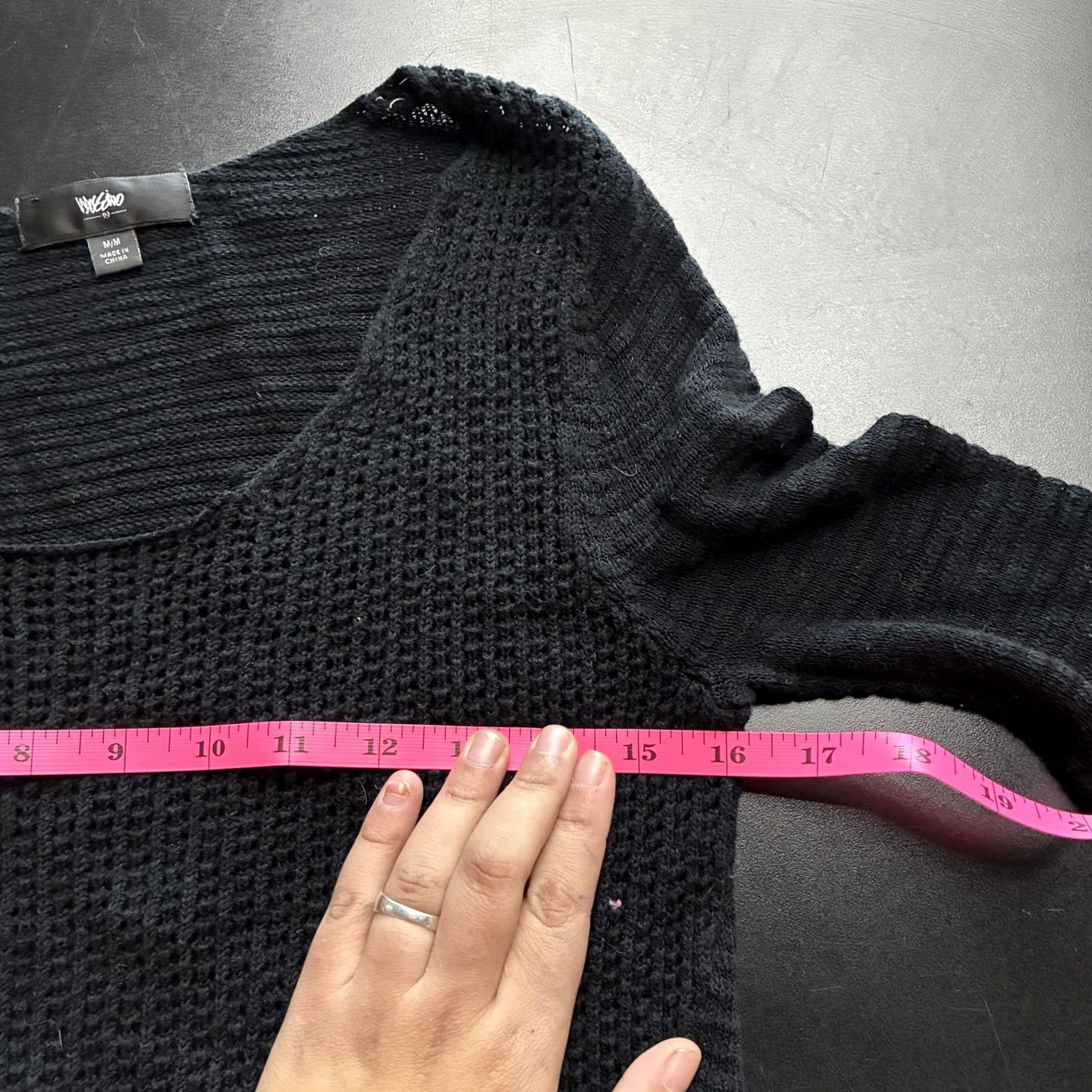 Mossimo VINTAGE Mossimo Sweater Womens Medium Black Knit Scoop Neck Long Sleeve Pullover Top Size M / US 6-8 / IT 42-44 - 3 Thumbnail
