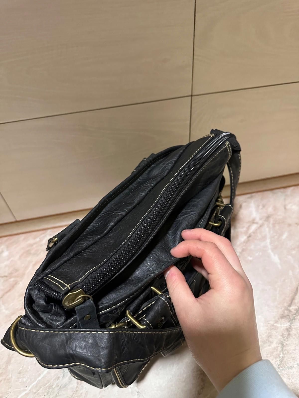 Diesel Vintage Y2K Rare Diesel Black Leather ShoulderBag Size ONE SIZE - 8 Thumbnail