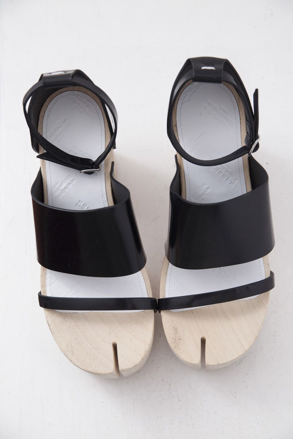 Maison Margiela Margiela wooden Tabi platform shoes Size US 10 / IT 40 - 5 Thumbnail