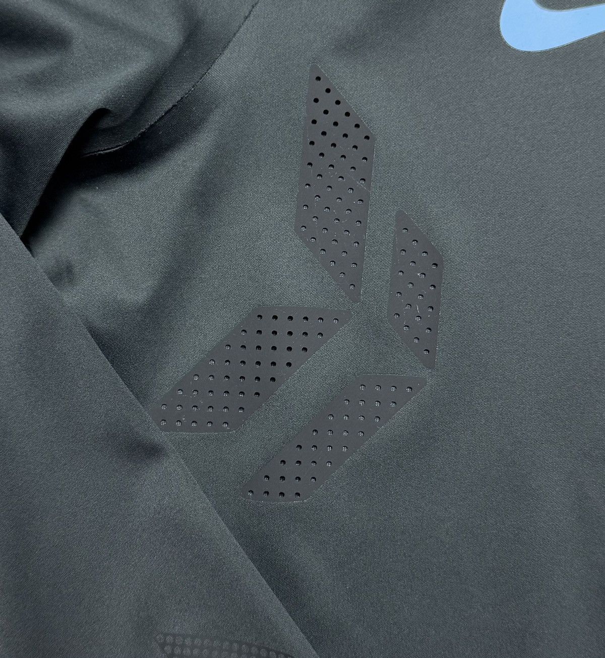 Nike Manchester United 2017 2018 Football Soccer 1/4 Zip Top Nike Size US M / EU 48-50 / 2 - 10 Thumbnail