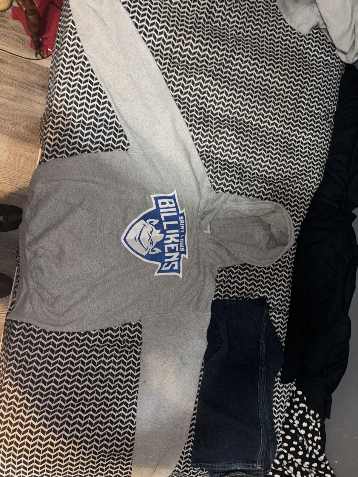 Gildan saint louis billikens game merch kids hoodie Size US S / EU 44-46 / 1 - 1 Thumbnail