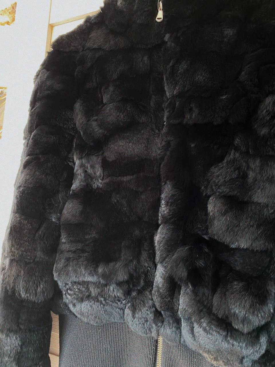 Alexander McQueen Alexander McQueen Short Fur Coat Black Vera Pelle Size M / US 6-8 / IT 42-44 - 6 Thumbnail
