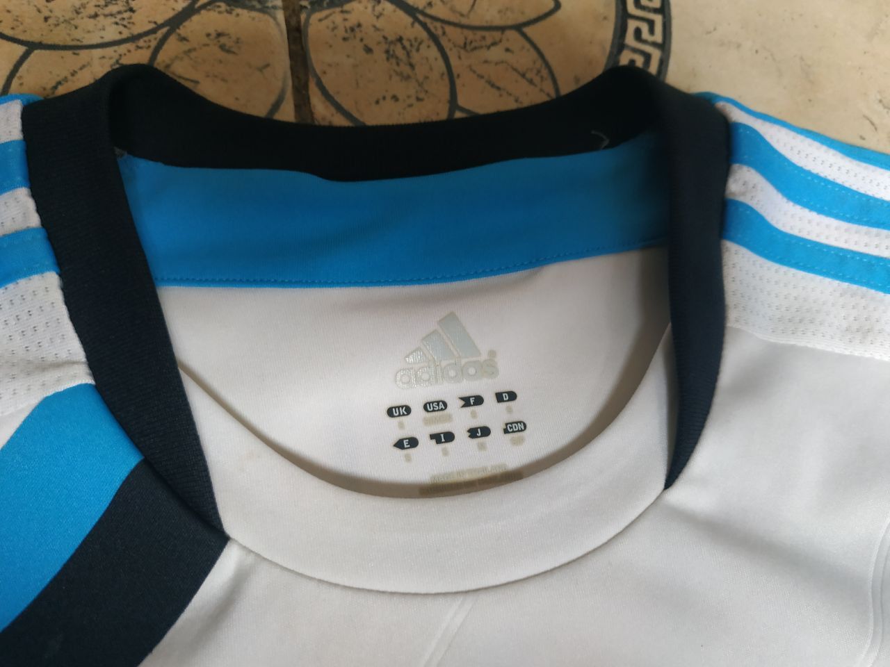 Adidas Adidas 2011-12 Liverpool FC Away Jersey - Pristine Sponsor Size US M / EU 48-50 / 2 - 12 Thumbnail