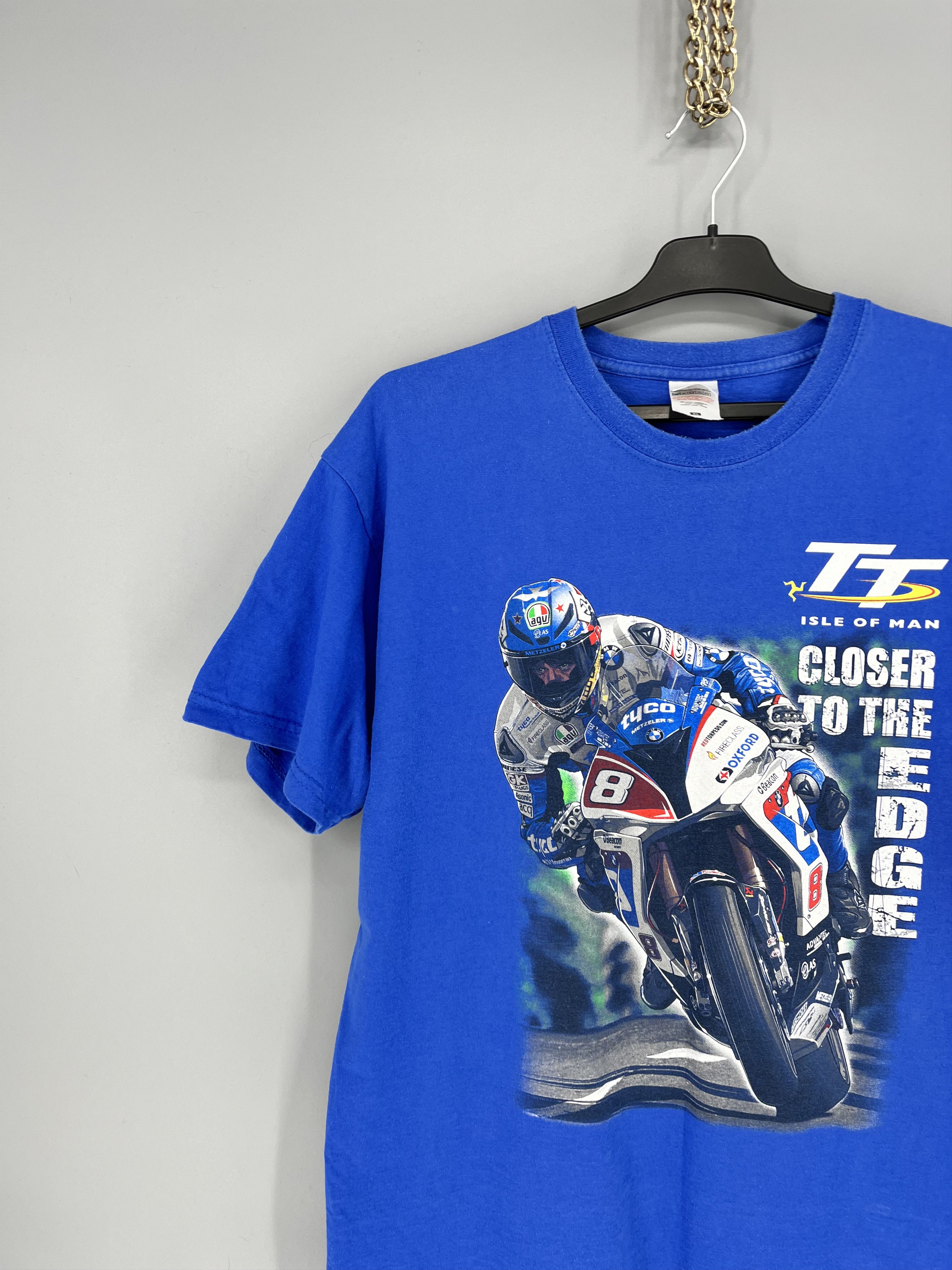 Vintage Vintage Y2K Isle of Man TT Moto Racing Tee Racer Honda Moto Size US XL / EU 56 / 4 - 4 Thumbnail