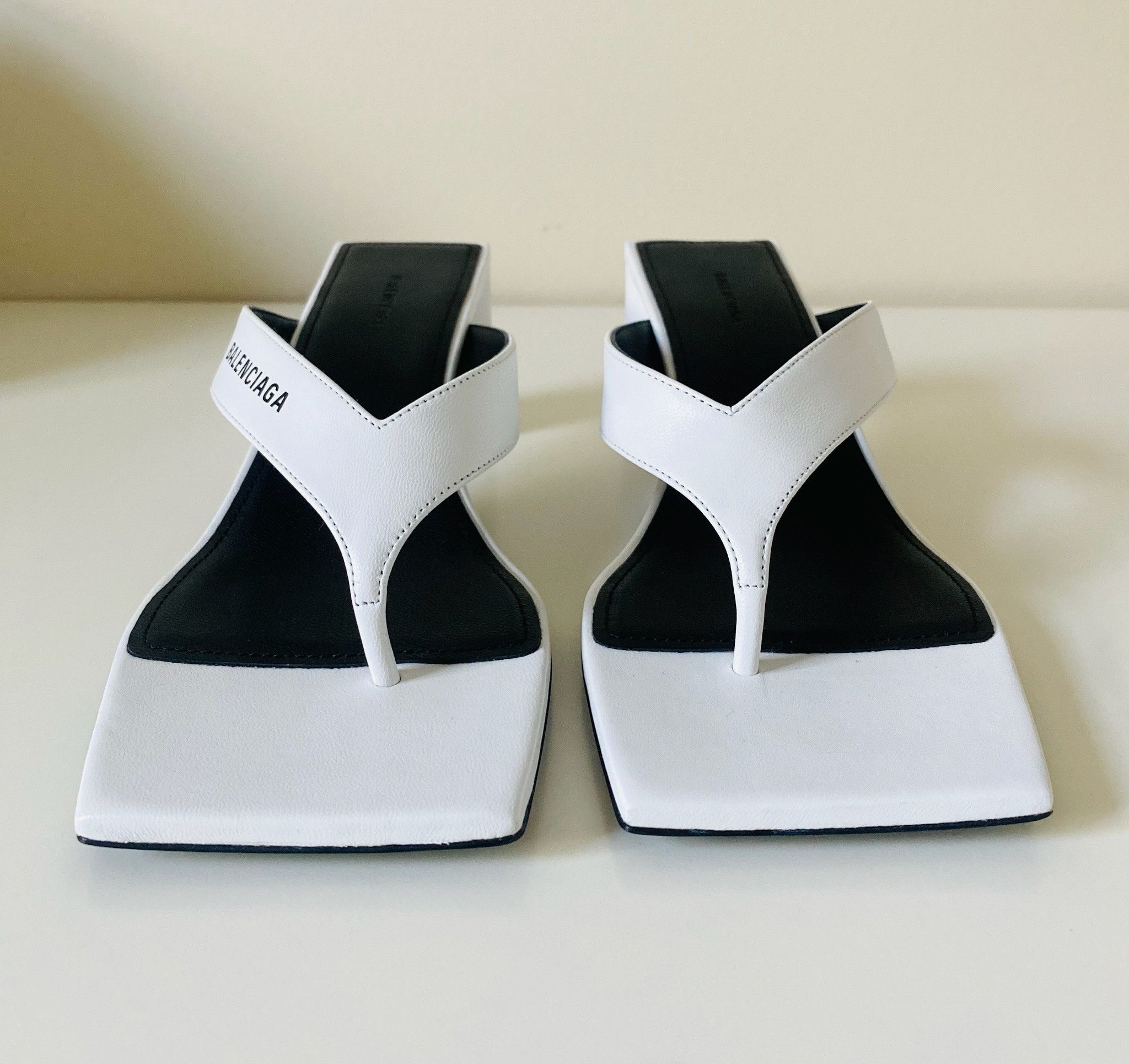 Balenciaga Balenciaga Double Square 60mm Leather White/Black(Size 37) Size US 6.5 / IT 36.5 - 2 Thumbnail