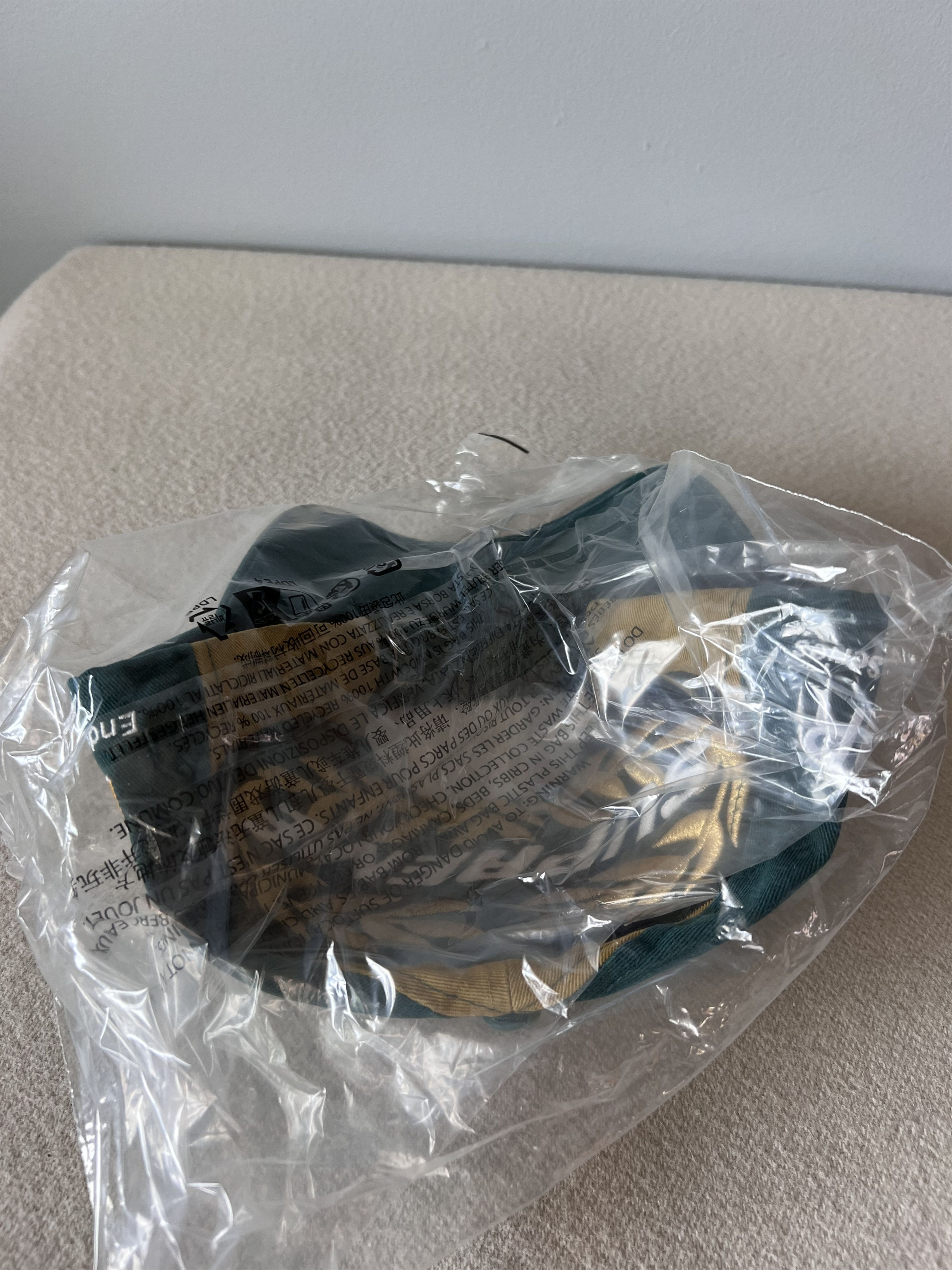 Supreme Supreme Endurance Series 6 Panel Hat in Dark Green Size ONE SIZE - 3 Thumbnail