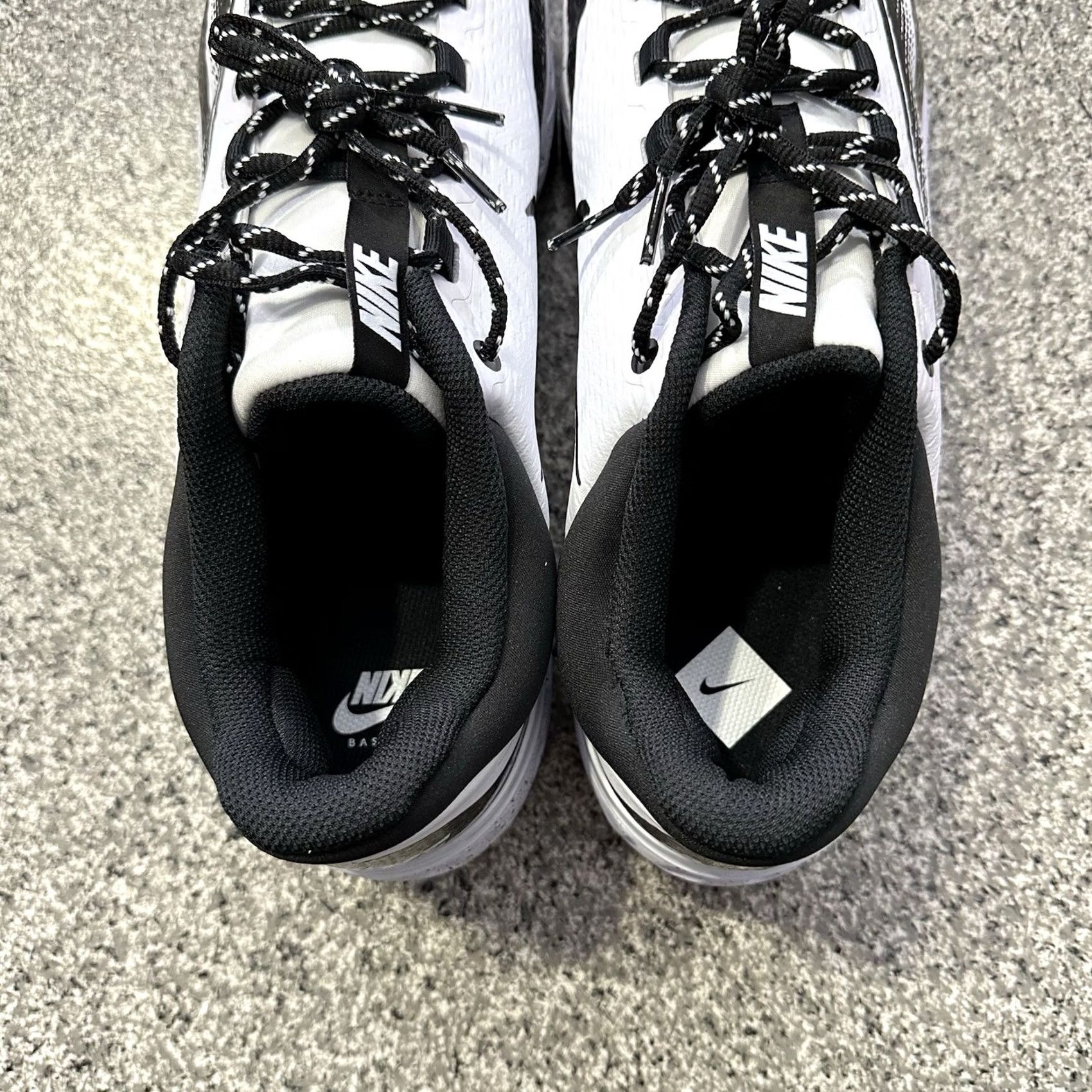 Nike Nike Alpha Huarache Elite 4 Low MCS Baseball Cleats Mens 16 White FD6255-108 Nike Alpha Huarache Elite 4 Baseball Cleats Mens 16 White Size US 15 / EU 48 - 6 Thumbnail