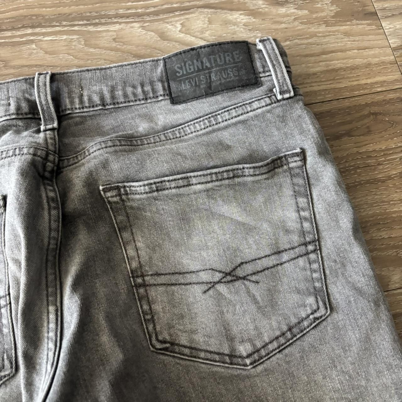 Levi's Crazy Vintage Y2K/2000s Grunge Faded Grey Levis Denim Jeans! 34x30 Size US 34 / EU 50 - 7 Thumbnail