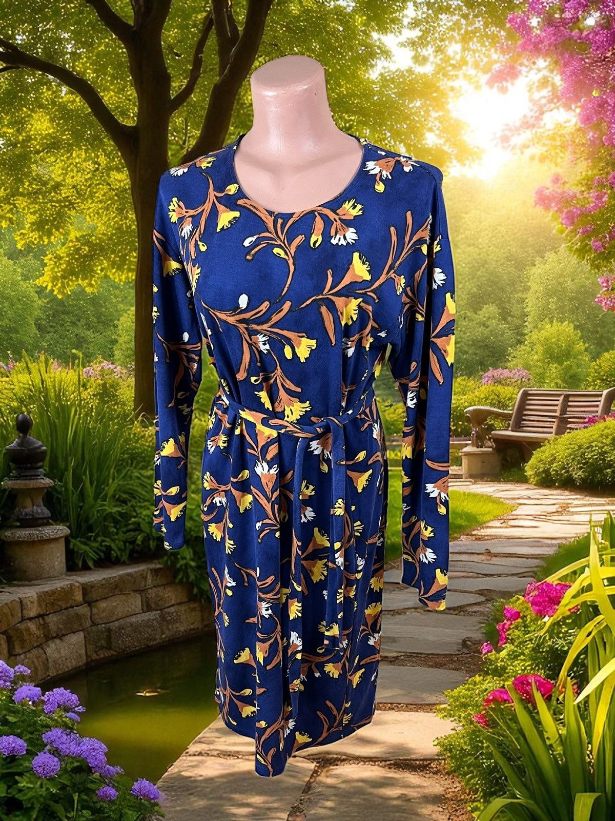 Weekend Max Mara Weekend Max Mara floral dress size M/L Size M / US 6-8 / IT 42-44 - 1 Thumbnail