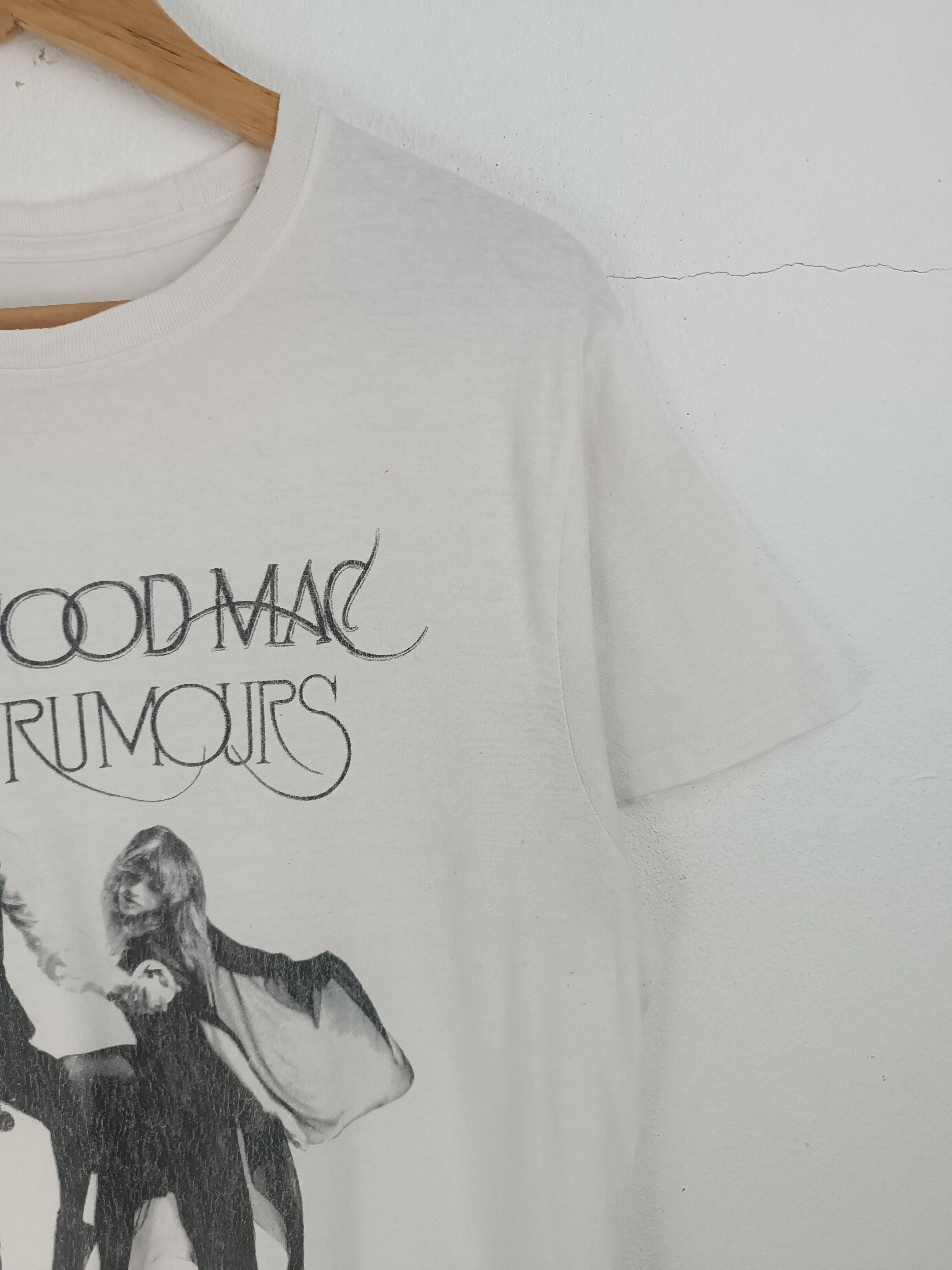 Band Tees VINTAGE Y2K FLEETWOOD MAC RUMOURS TEE ABBA ZEPPELIN EAGLES Size US L / EU 52-54 / 3 - 6 Thumbnail