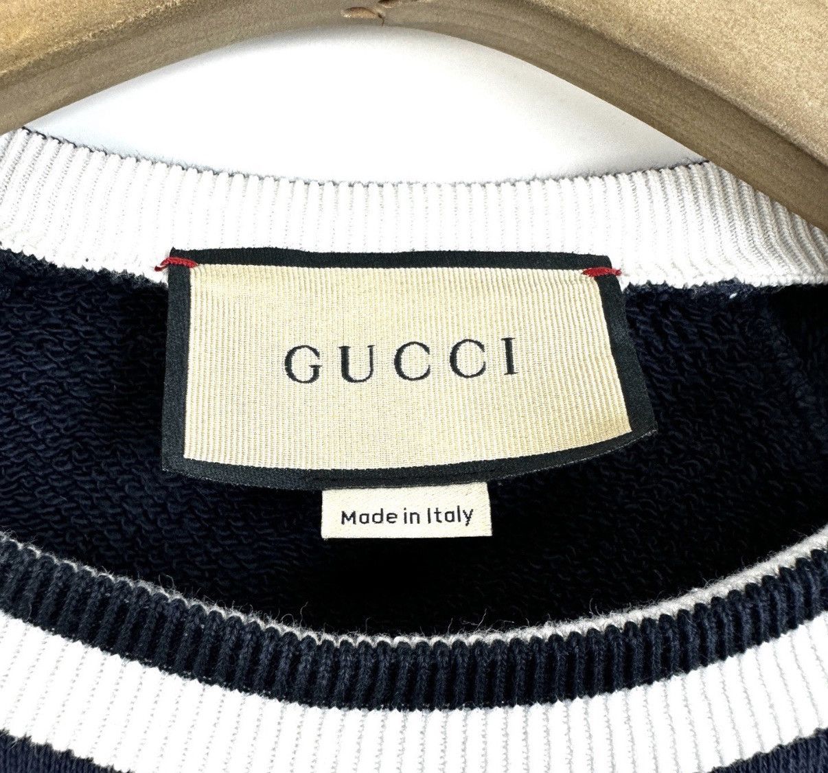 Gucci Gucci / Women's Navy Blue Crew Neck Sweatshirt K12 Size M / US 6-8 / IT 42-44 - 4 Thumbnail