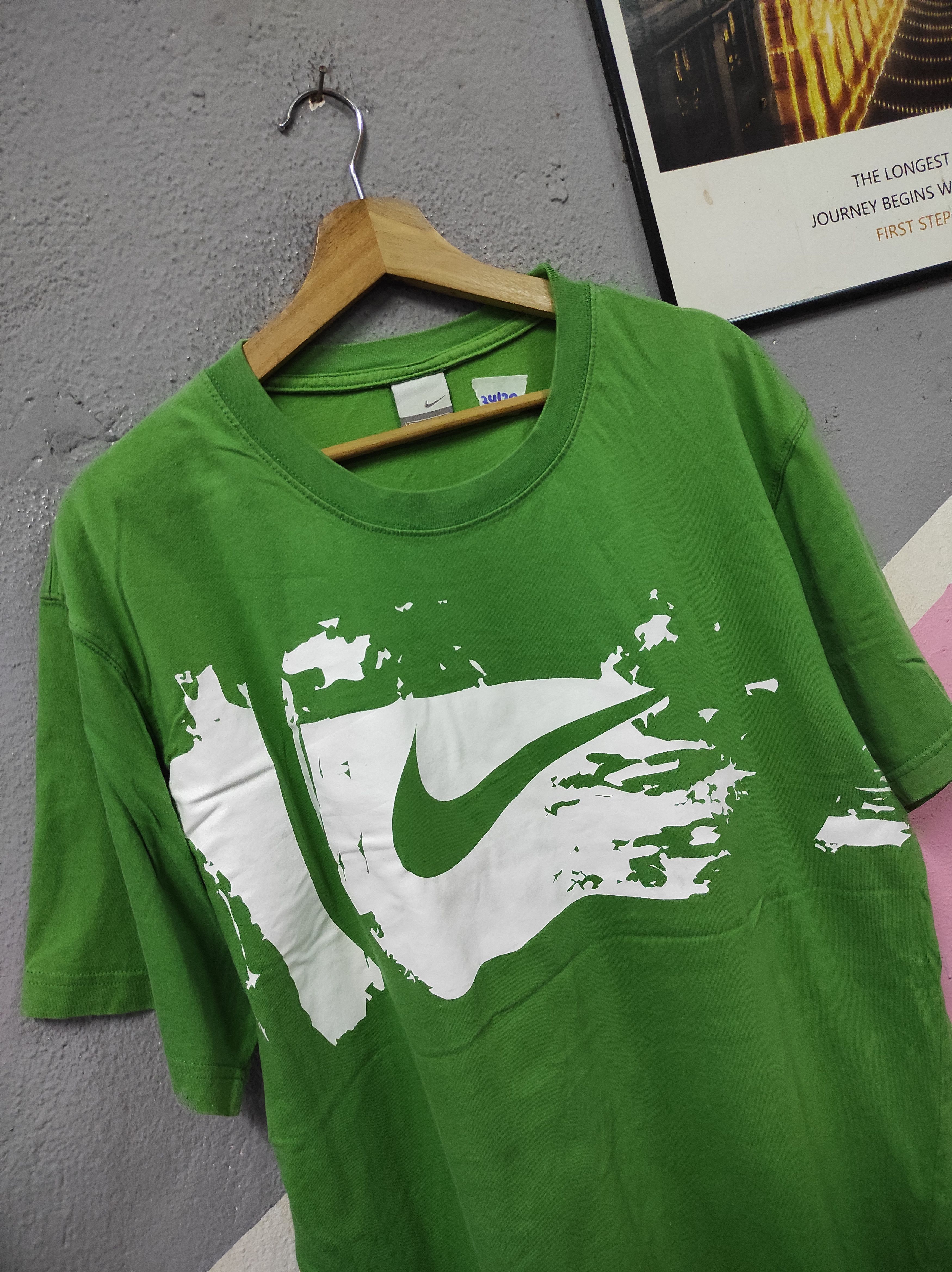 Nike NIKE BIG LOGO SMOOSH T-SHIRT Size US XL / EU 56 / 4 - 2 Thumbnail