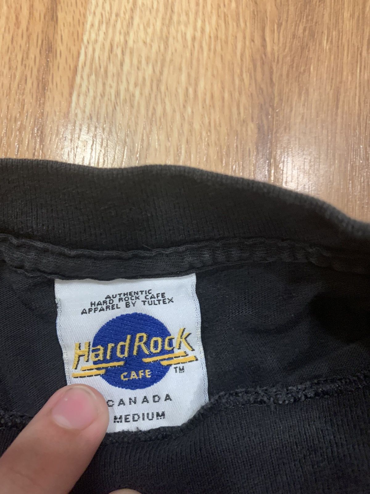 Hard Rock Cafe × Vintage Vintage Hard Rock Cafe Vancouver Limited Edition Size US M / EU 48-50 / 2 - 6 Thumbnail
