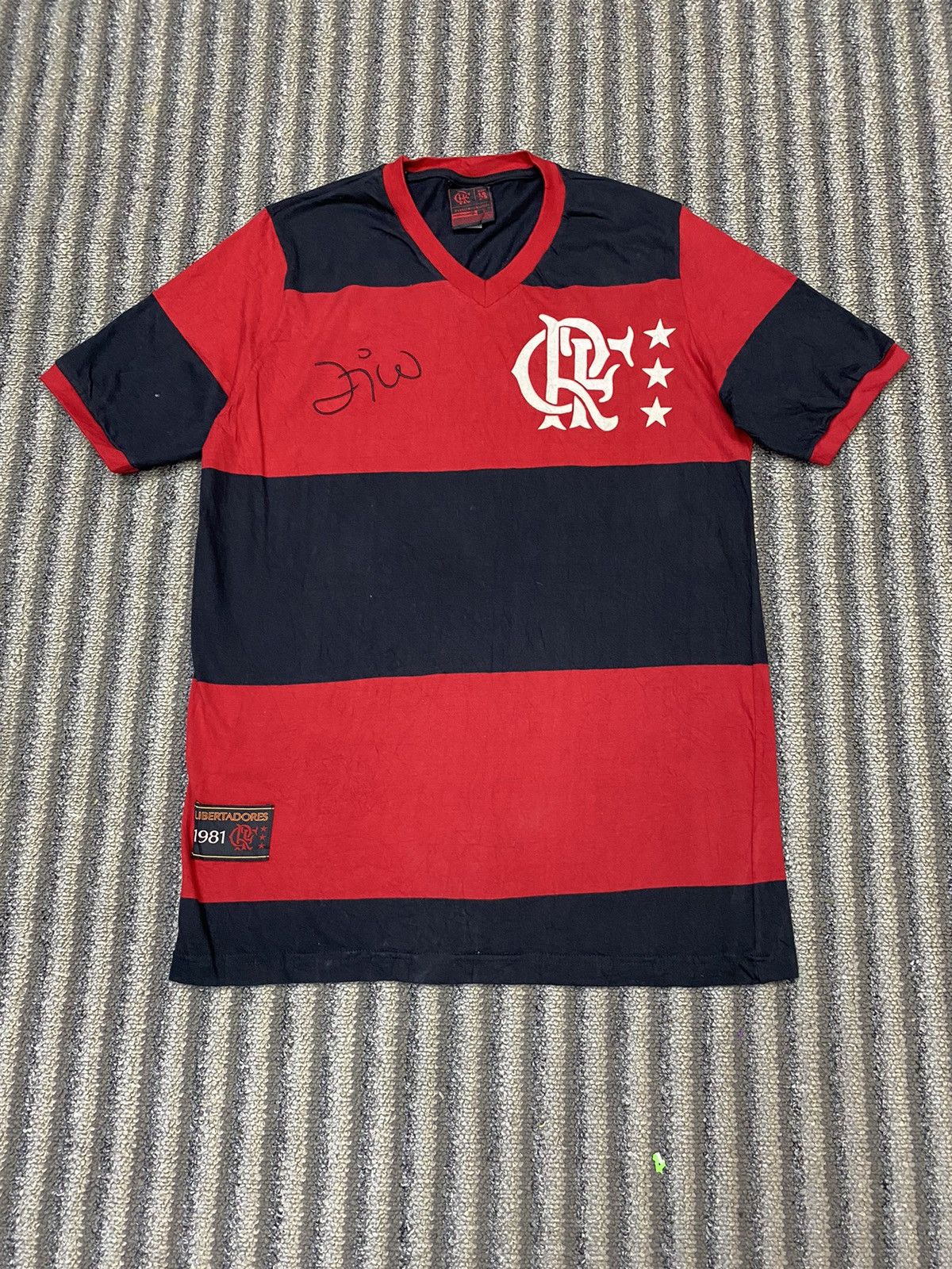 Vintage Retro Soccer Jersey of Flamengo from 1981 Size US S / EU 44-46 / 1 - 4 Thumbnail