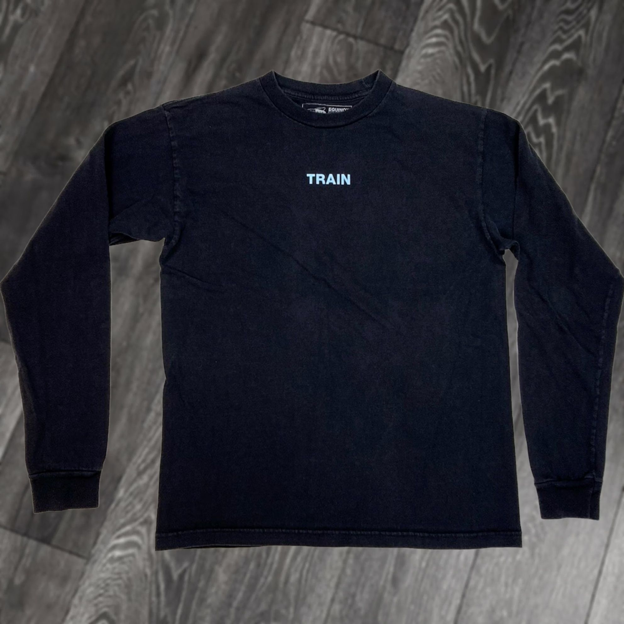 Equipment VINTAGE Equinox Equipment Train Graphic T-shirt Women Medium Black Long Sleeve Size M / US 6-8 / IT 42-44 - 1 Thumbnail