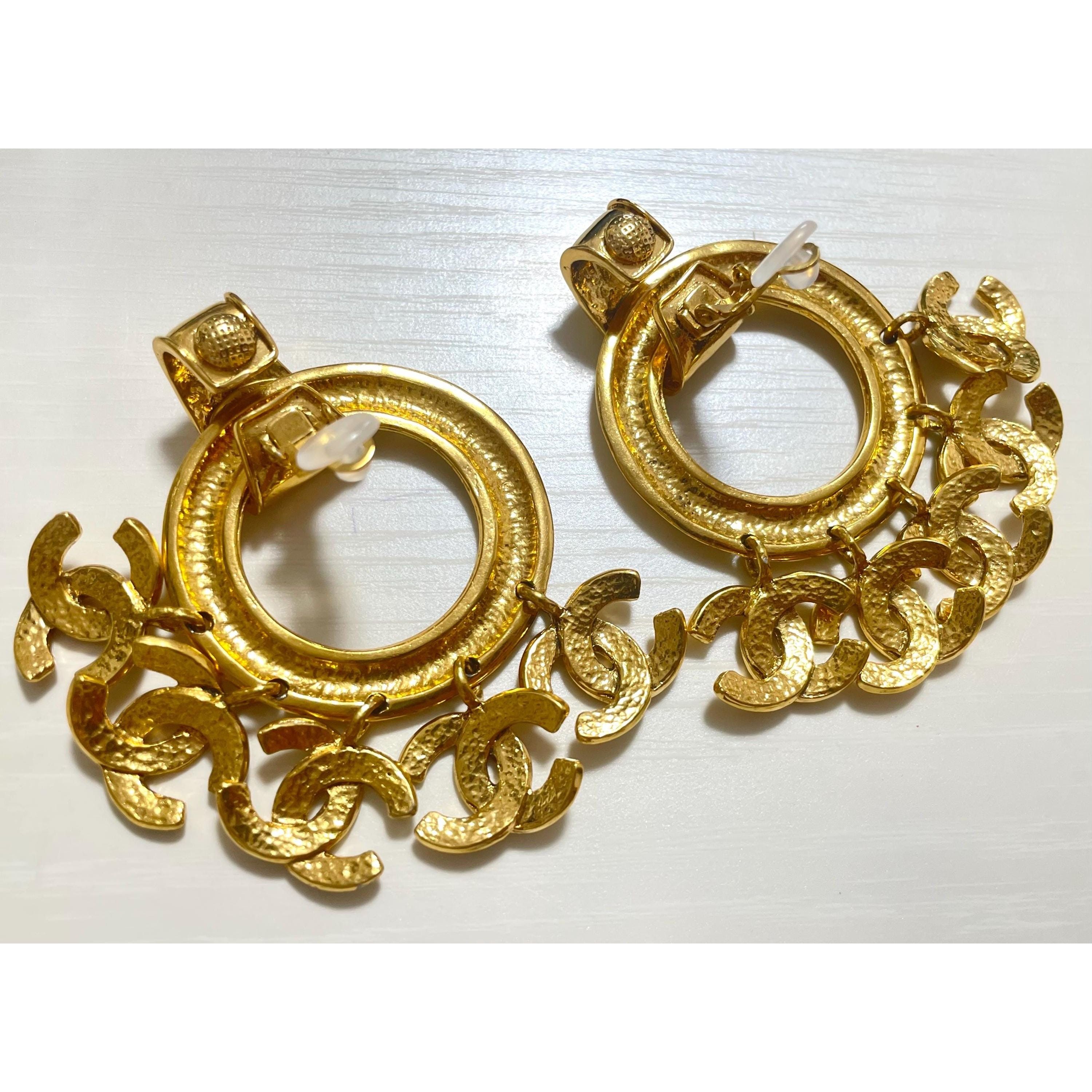Chanel Vintage CHANEL large hoop dangle earrings with cc Size ONE SIZE - 10 Thumbnail