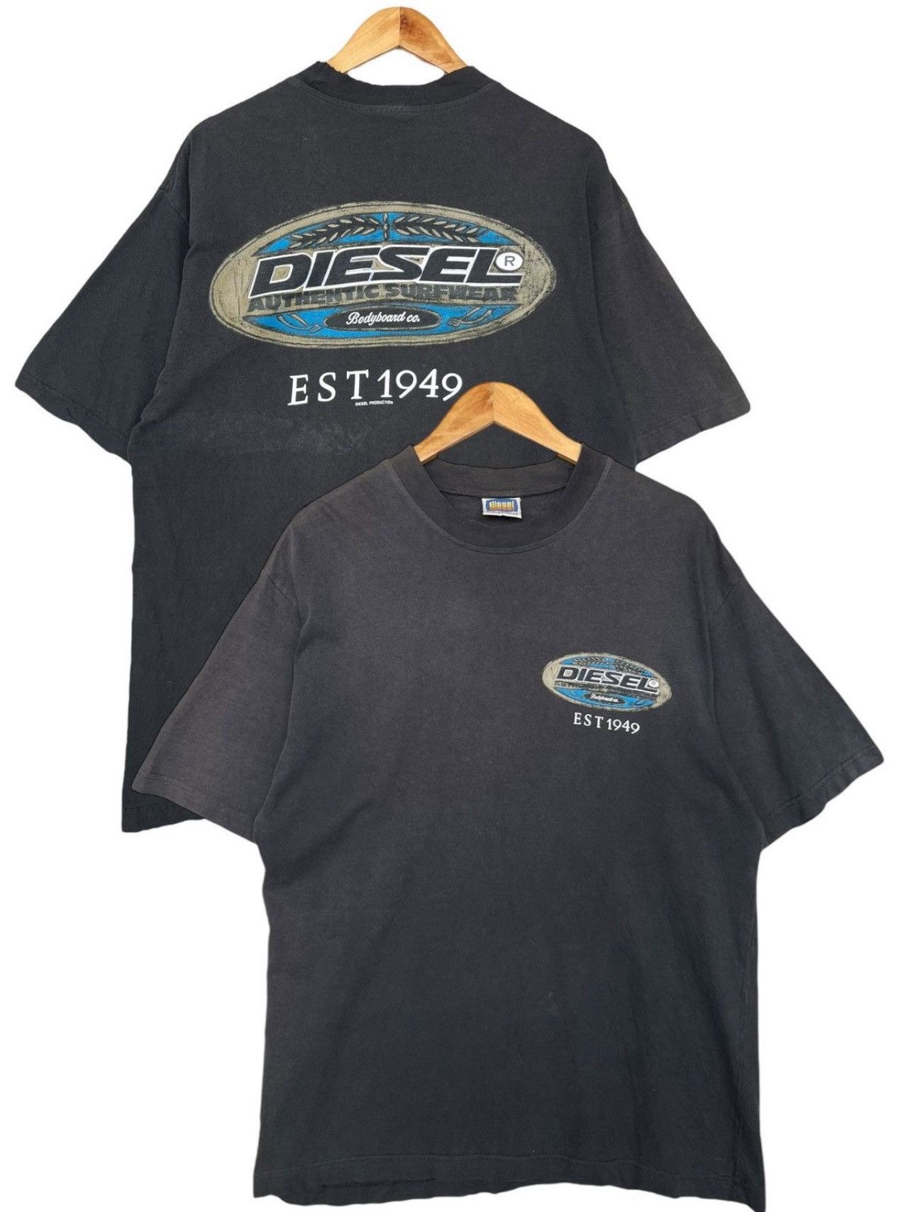 Vintage Vintage 90s Diesel Industrial Logo Sunfaded Black Tees Size US L / EU 52-54 / 3 - 1 Thumbnail