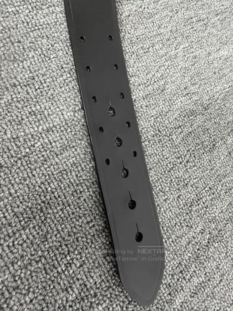 Saint Laurent Paris Saint Laurent Paris size 70 Distressed Double-stitch Square Size ONE SIZE - 3 Thumbnail
