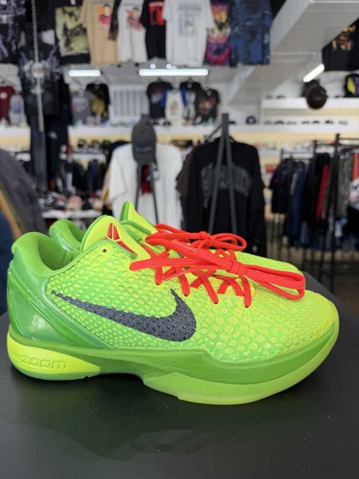 Nike Nike Kobe 6 Protro Grinch Size 9 (2020) Size US 9 / EU 42 - 6 Thumbnail