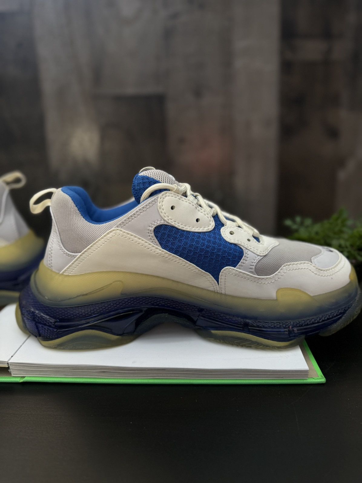 Balenciaga Balenciaga Triple S Sneakers White Blue 44EU/11US 🧼 Size US 11 / EU 44 - 9 Thumbnail